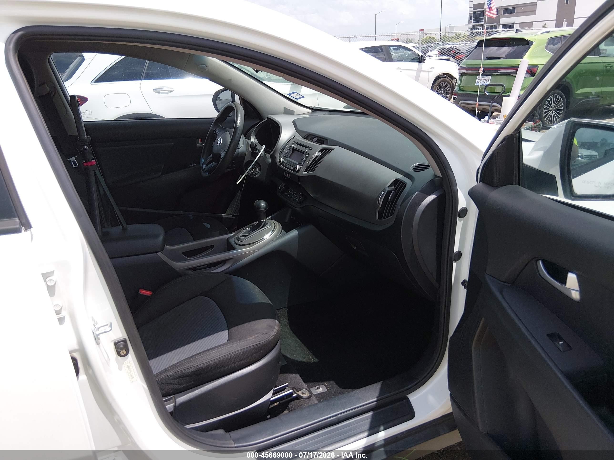 2014 Kia Sportage Lx White vin: KNDPB3AC8E7593706