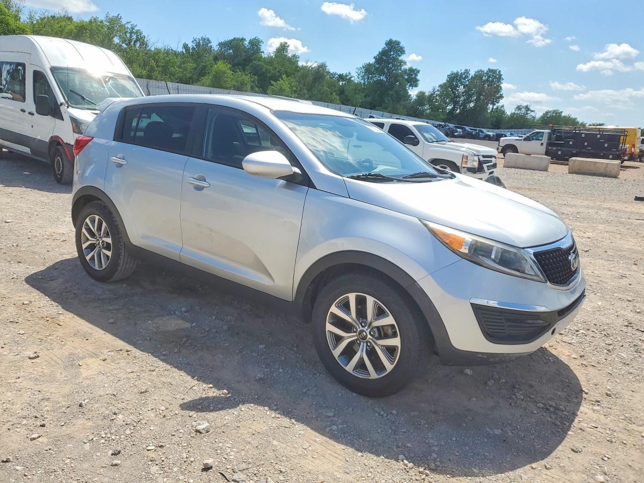 2015 Kia Sportage Lx Серебряный vin: KNDPB3AC8F7776041
