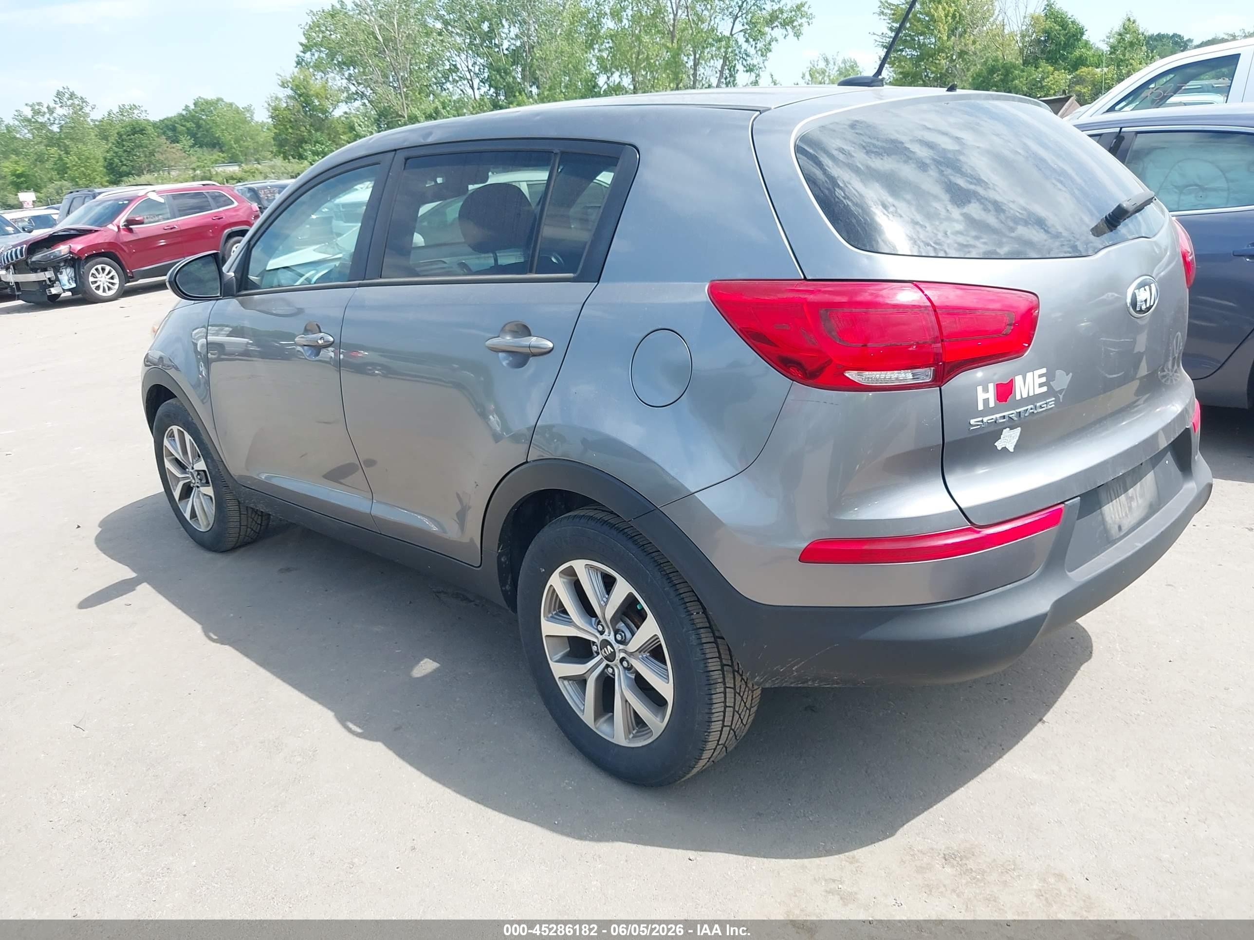 2016 Kia Sportage Lx Серый vin: KNDPB3AC8G7844890
