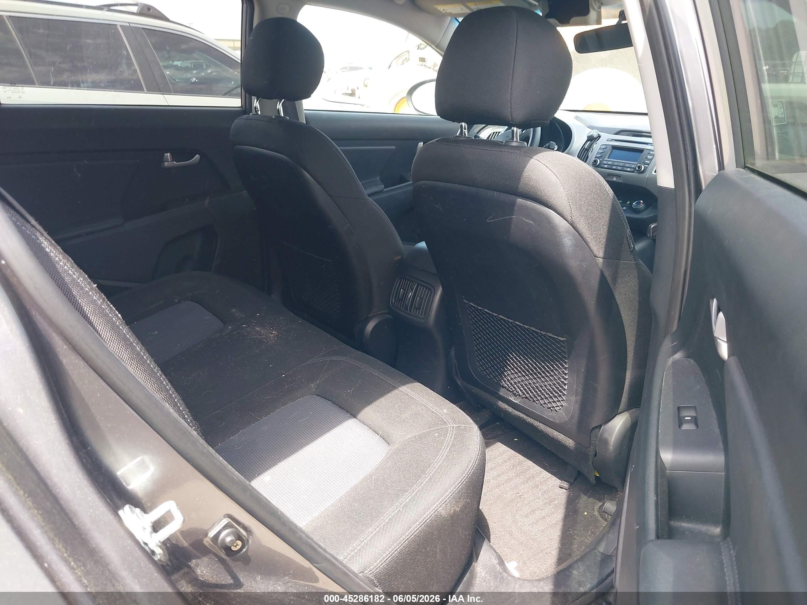 2016 Kia Sportage Lx Серый vin: KNDPB3AC8G7844890