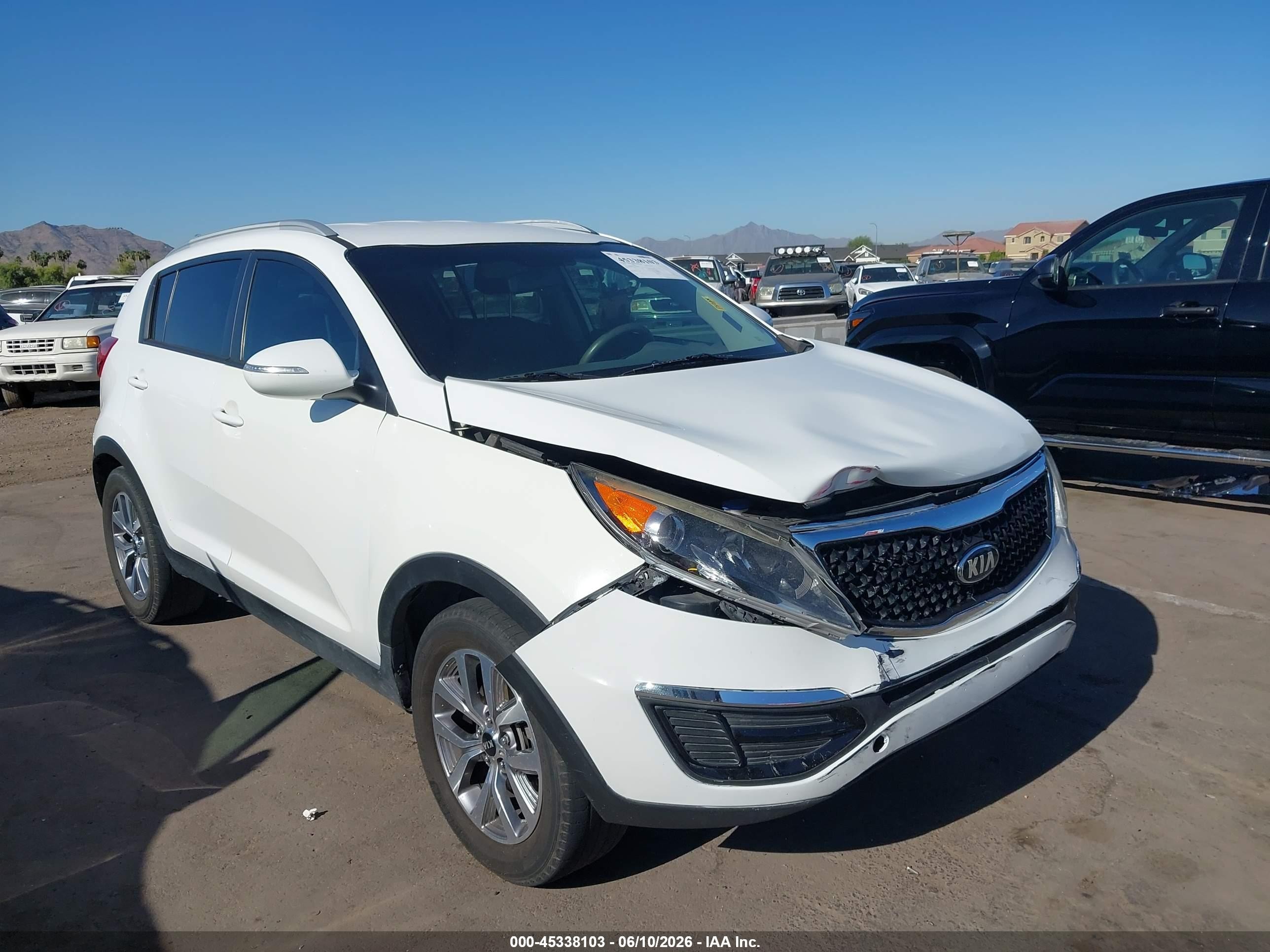2015 Kia Sportage Lx Белый vin: KNDPB3AC9F7767249