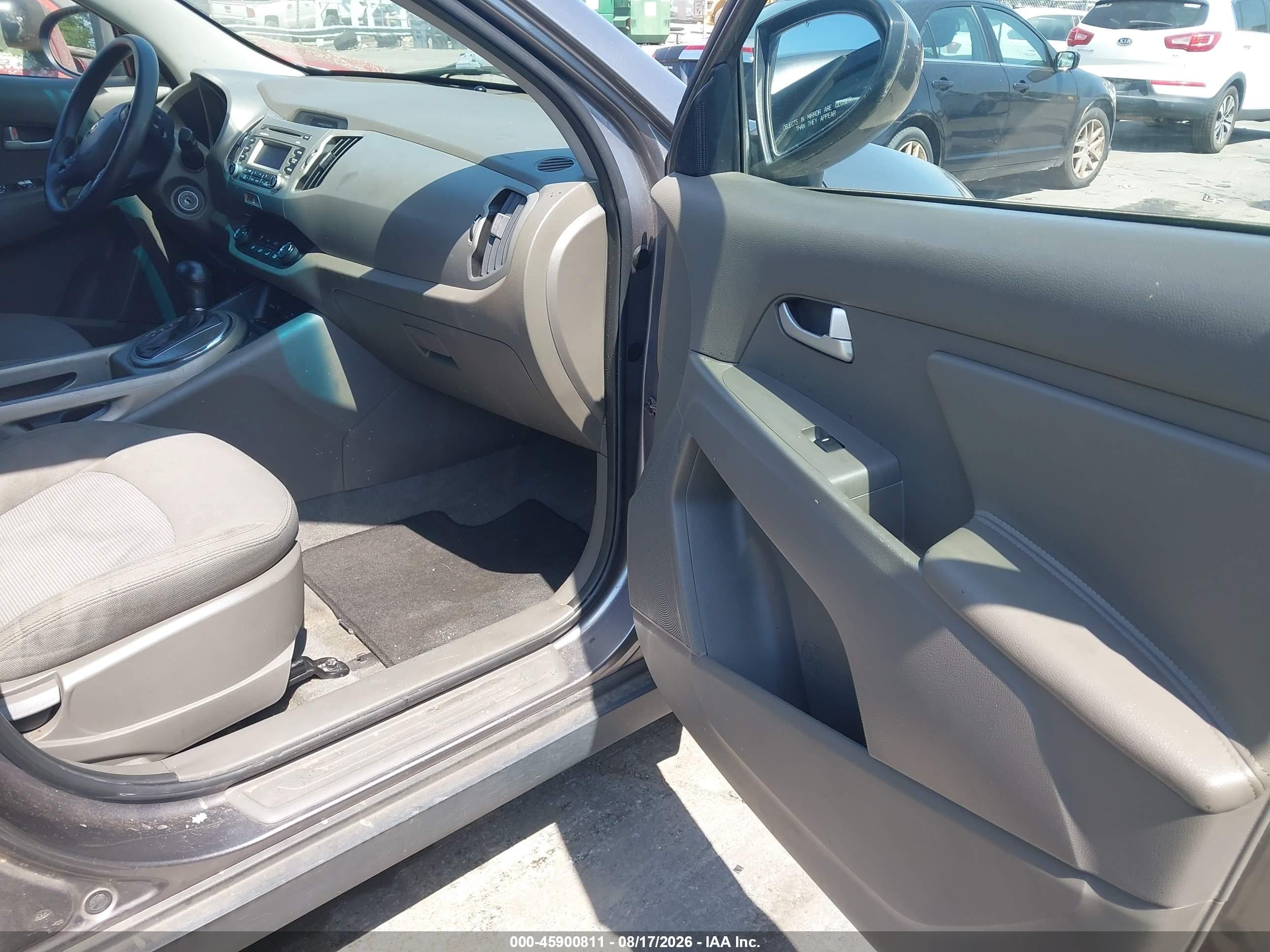 2014 Kia Sportage Lx Gray vin: KNDPB3ACXE7556527