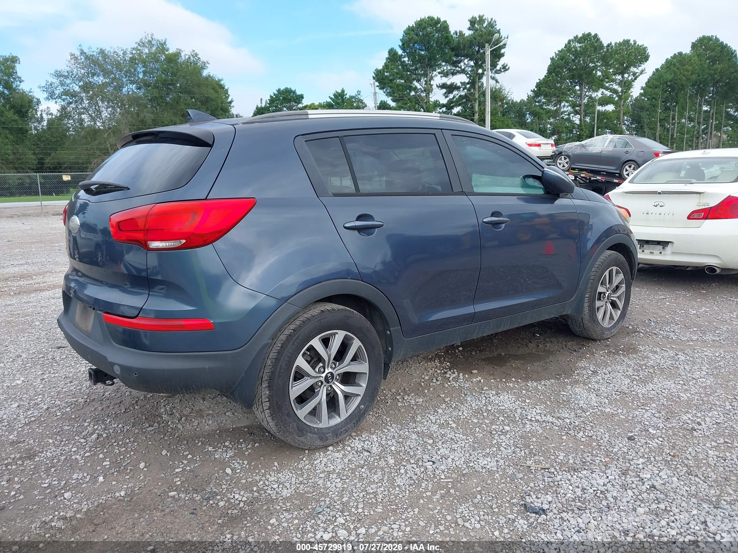 2014 Kia Sportage Lx Синий vin: KNDPB3ACXE7570587