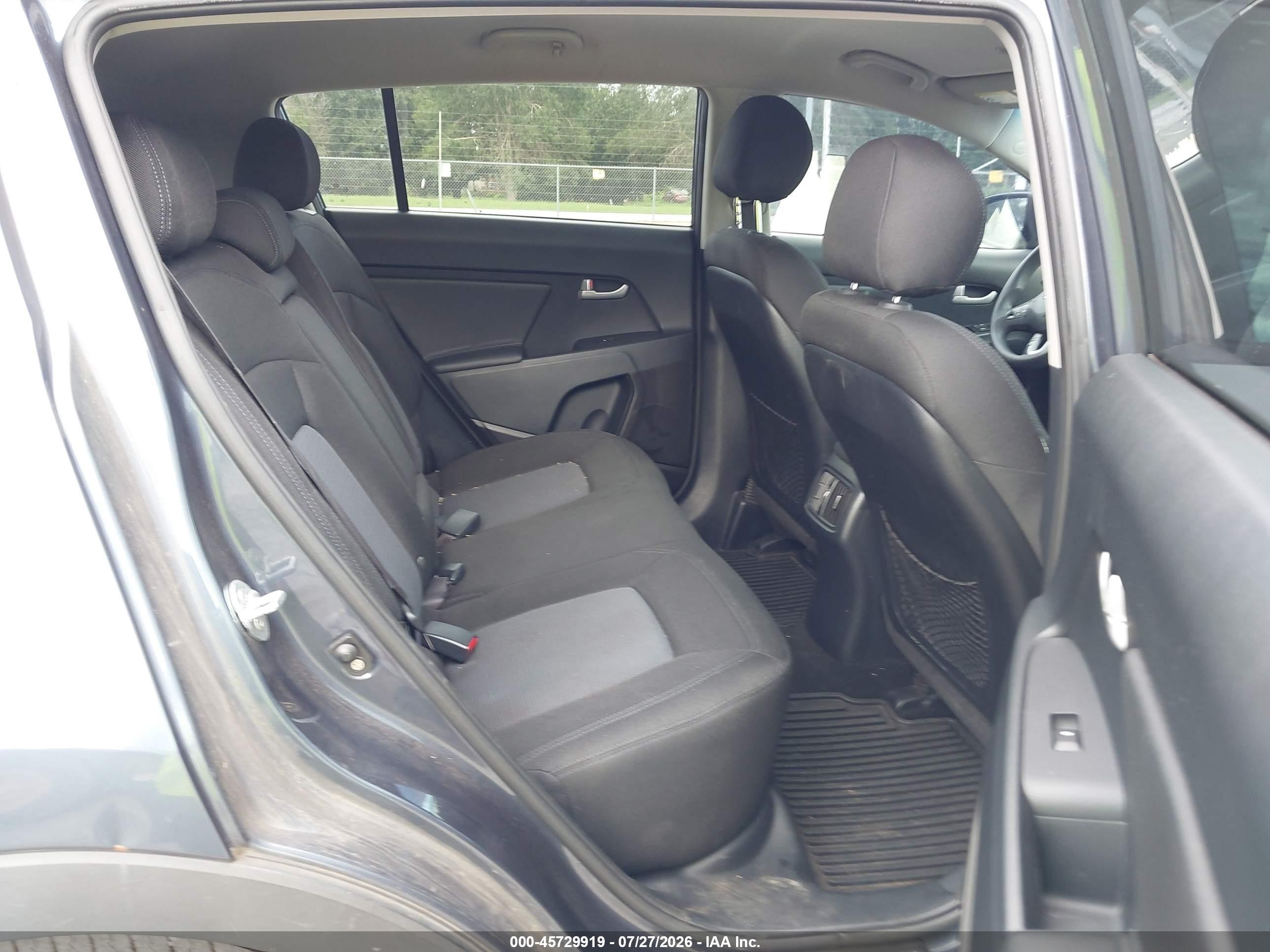 2014 Kia Sportage Lx Синий vin: KNDPB3ACXE7570587