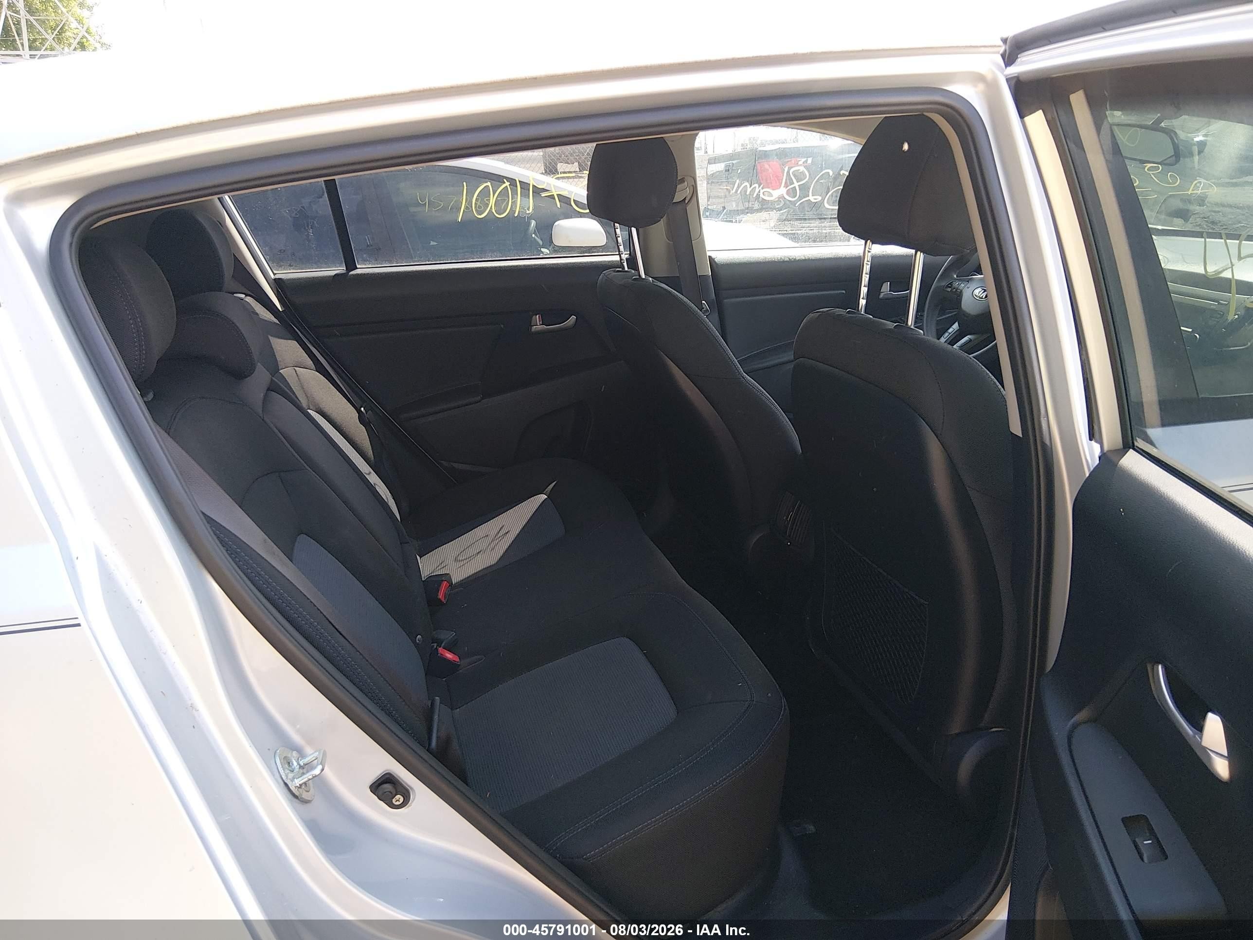 2014 Kia Sportage Lx Silver vin: KNDPB3ACXE7656403