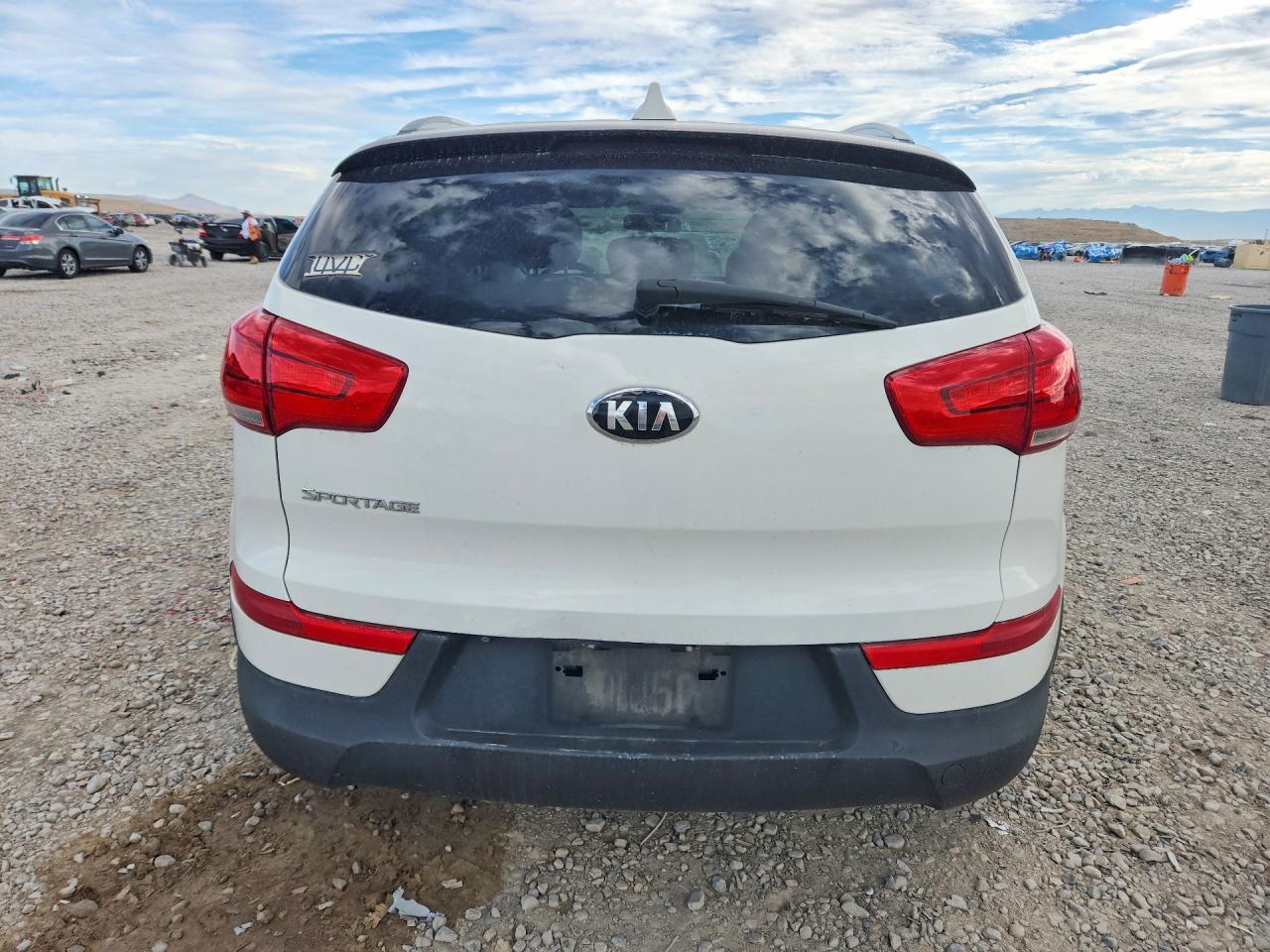 2015 Kia Sportage Lx White vin: KNDPB3ACXF7678709