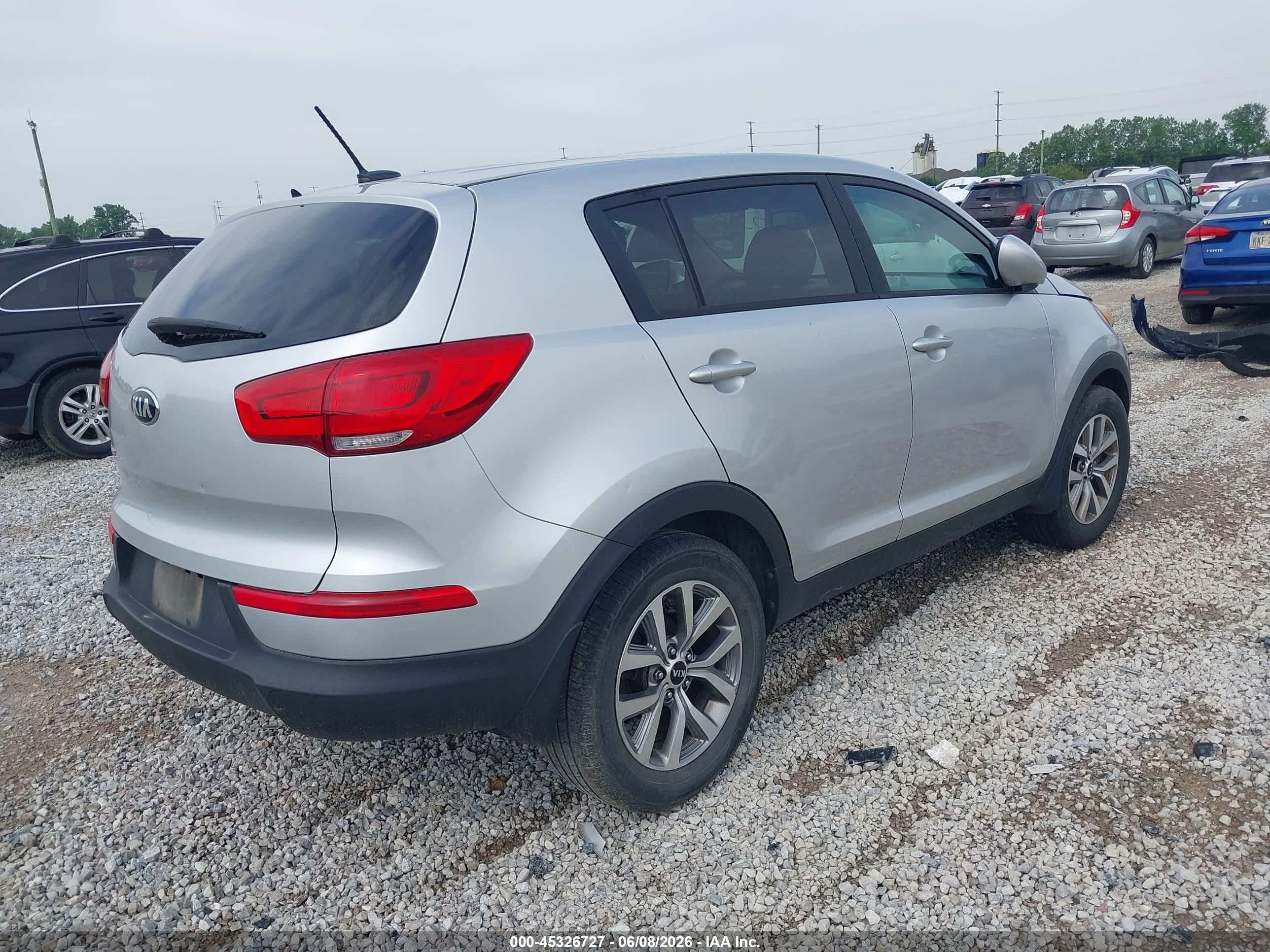 2015 Kia Sportage Lx Silver vin: KNDPB3ACXF7693811