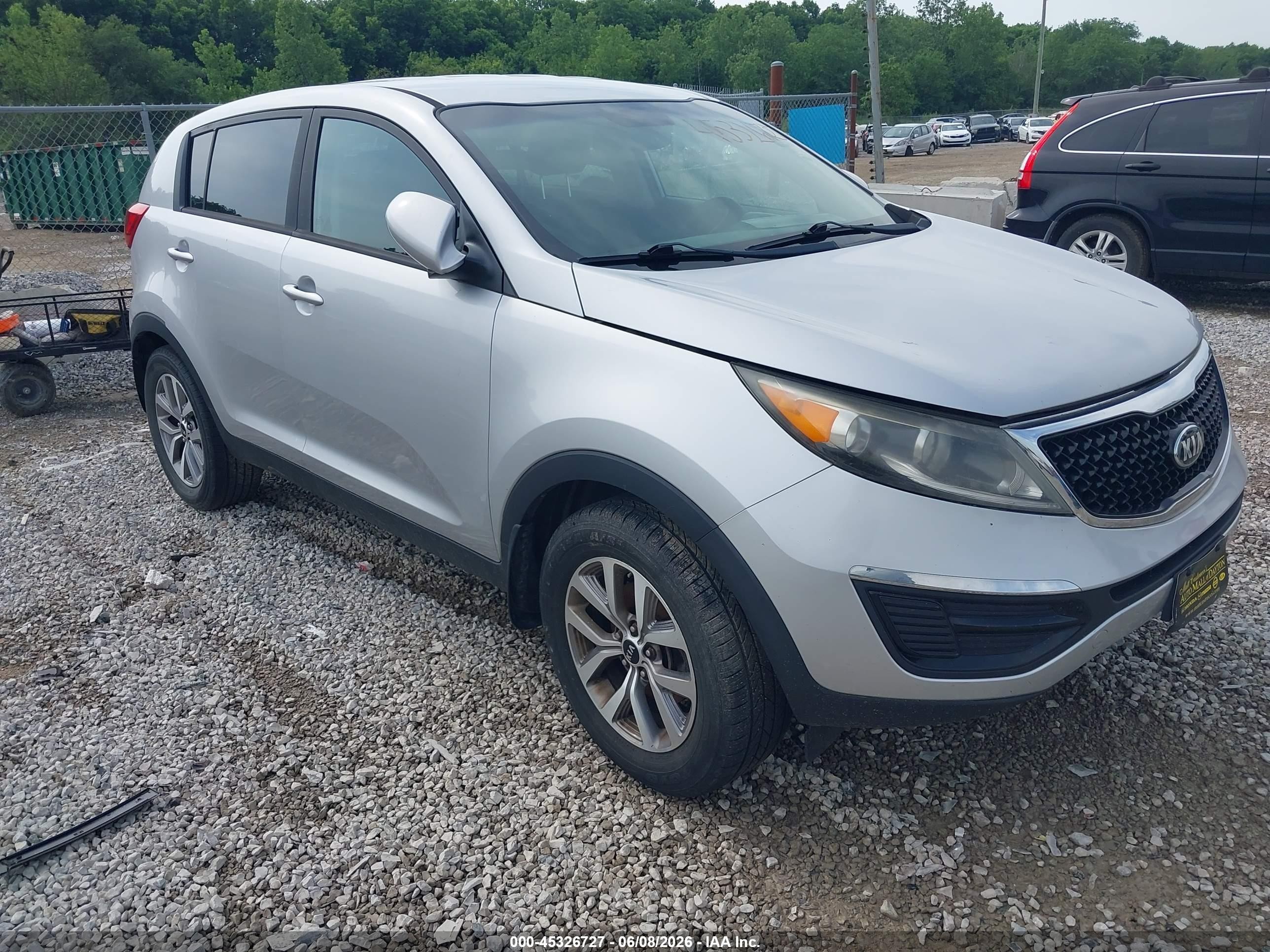 2015 Kia Sportage Lx Silver vin: KNDPB3ACXF7693811