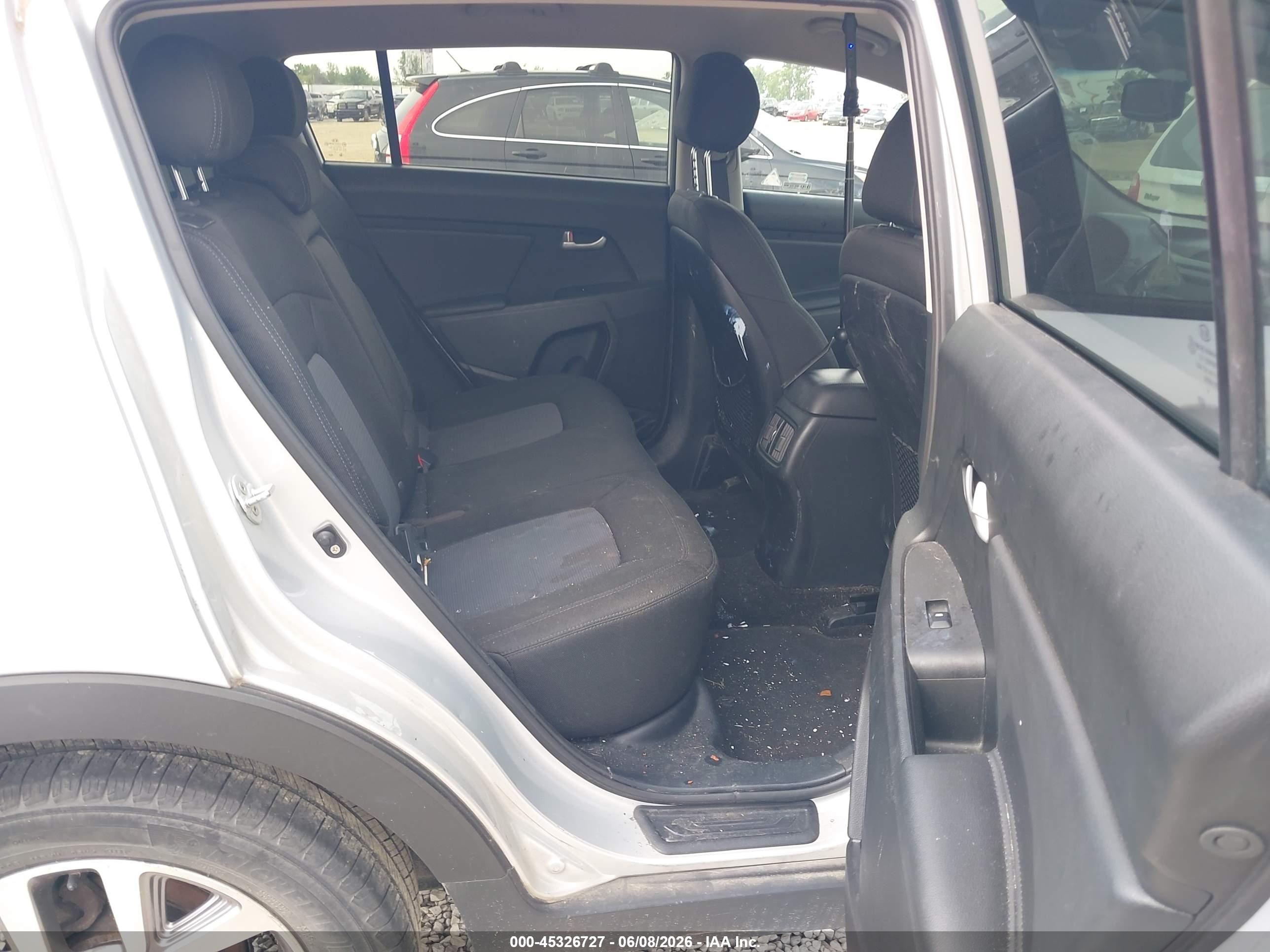 2015 Kia Sportage Lx Silver vin: KNDPB3ACXF7693811