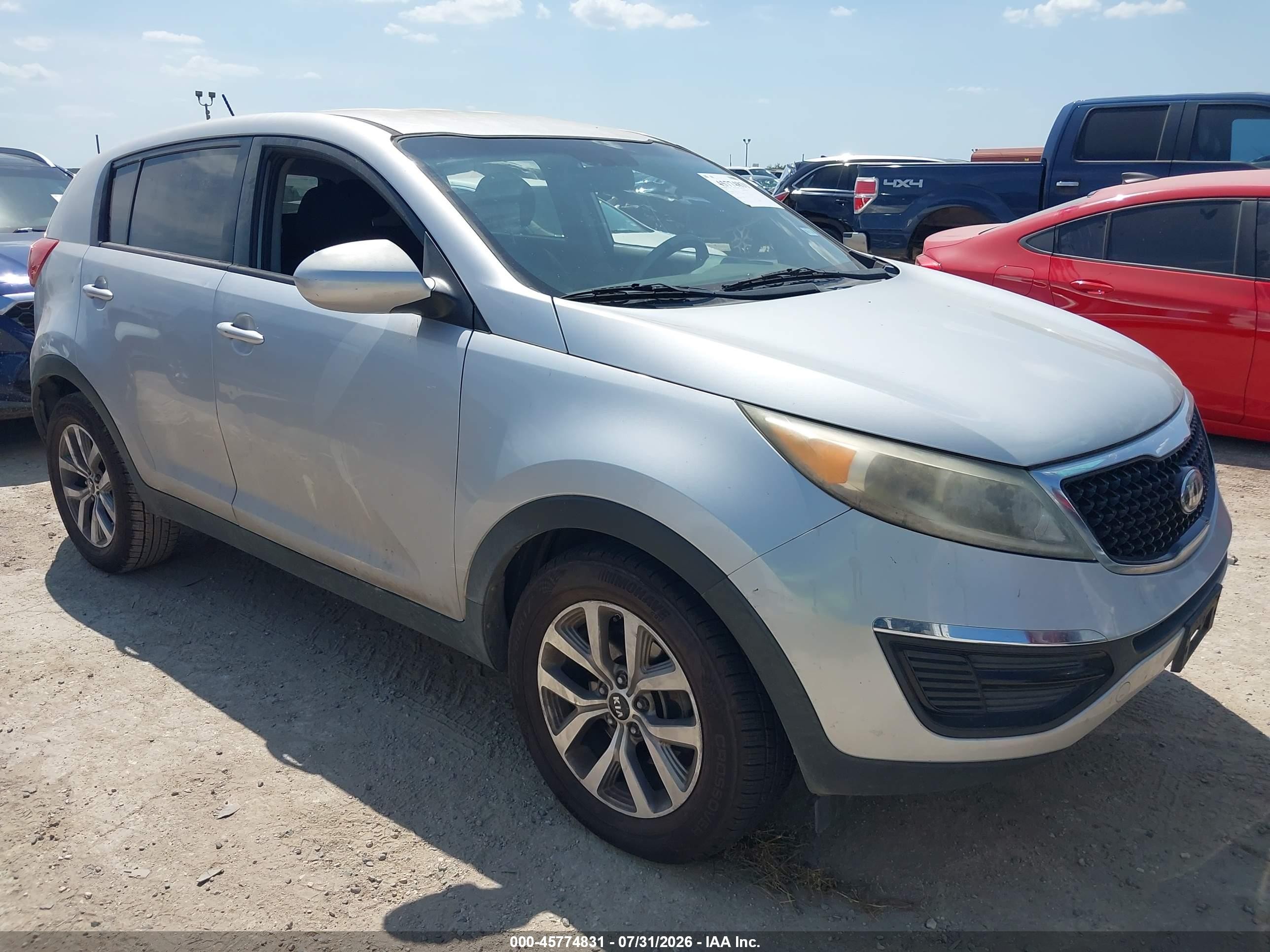 2015 Kia Sportage Lx Серебряный vin: KNDPB3ACXF7719730