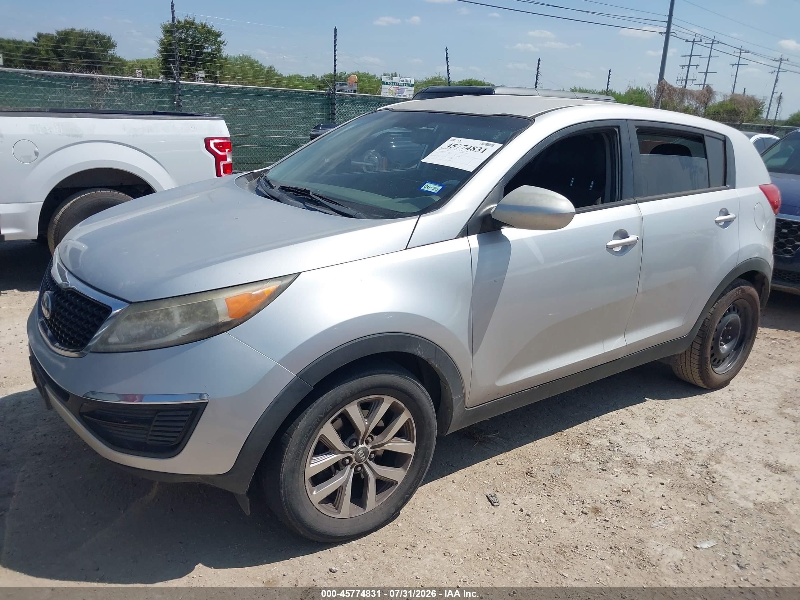 2015 Kia Sportage Lx Серебряный vin: KNDPB3ACXF7719730