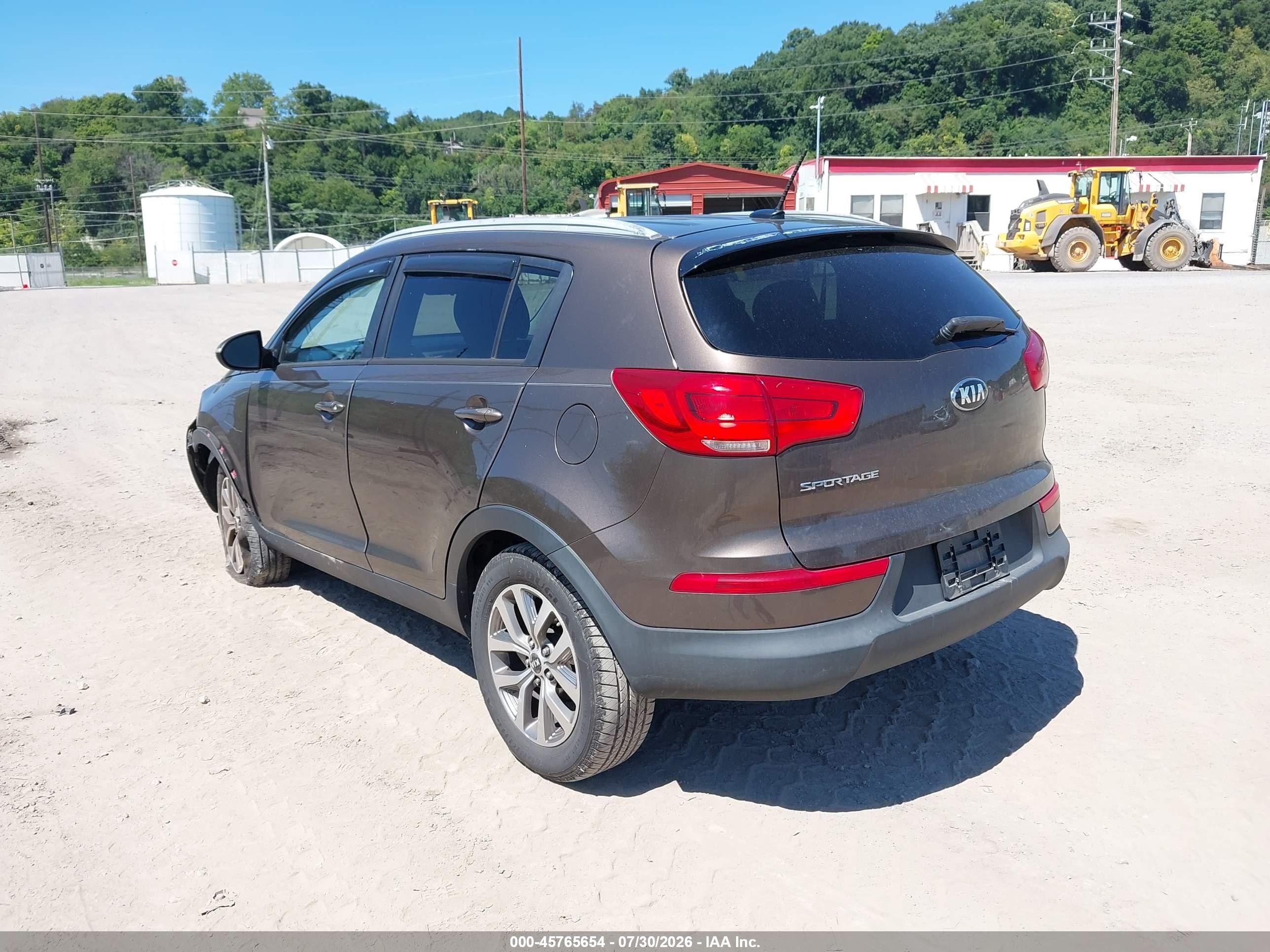 2015 Kia Sportage Lx Коричневый vin: KNDPB3ACXF7728878