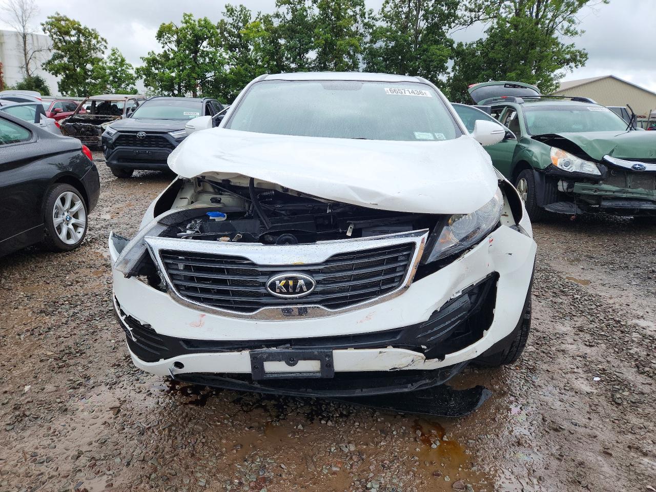 2011 Kia Sportage Lx White vin: KNDPBCA20B7015408