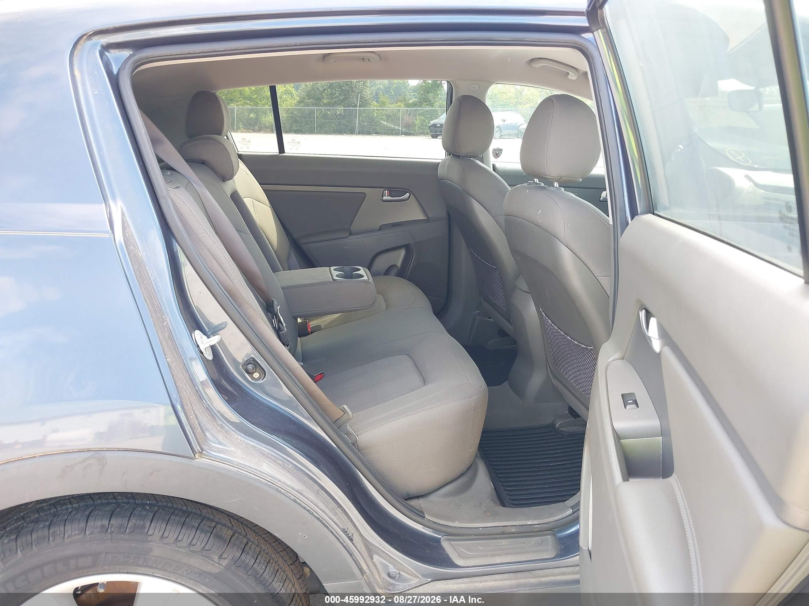 2011 Kia Sportage Lx Blue vin: KNDPBCA20B7082381