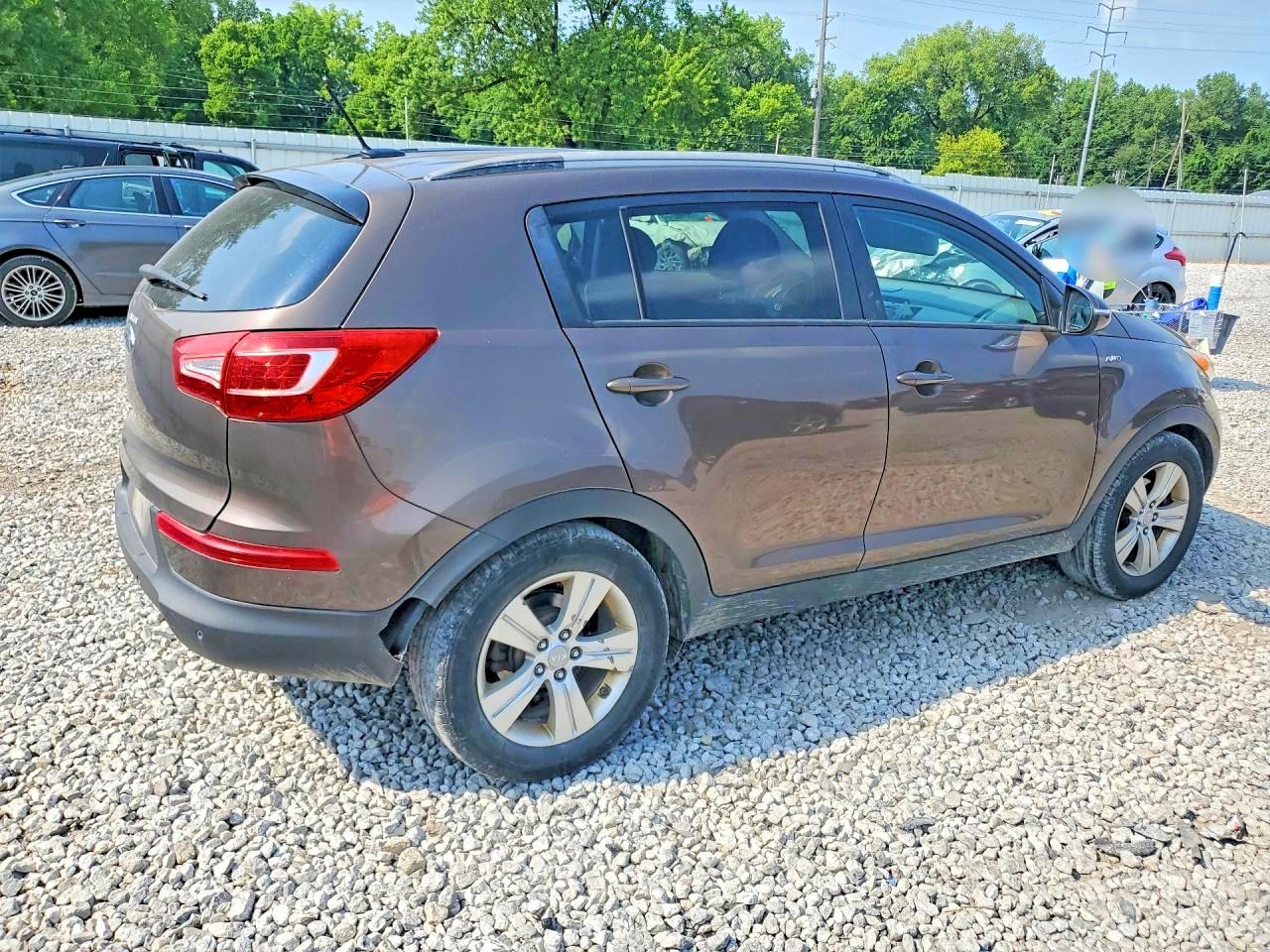 2011 Kia Sportage Lx Коричневый vin: KNDPBCA20B7162716