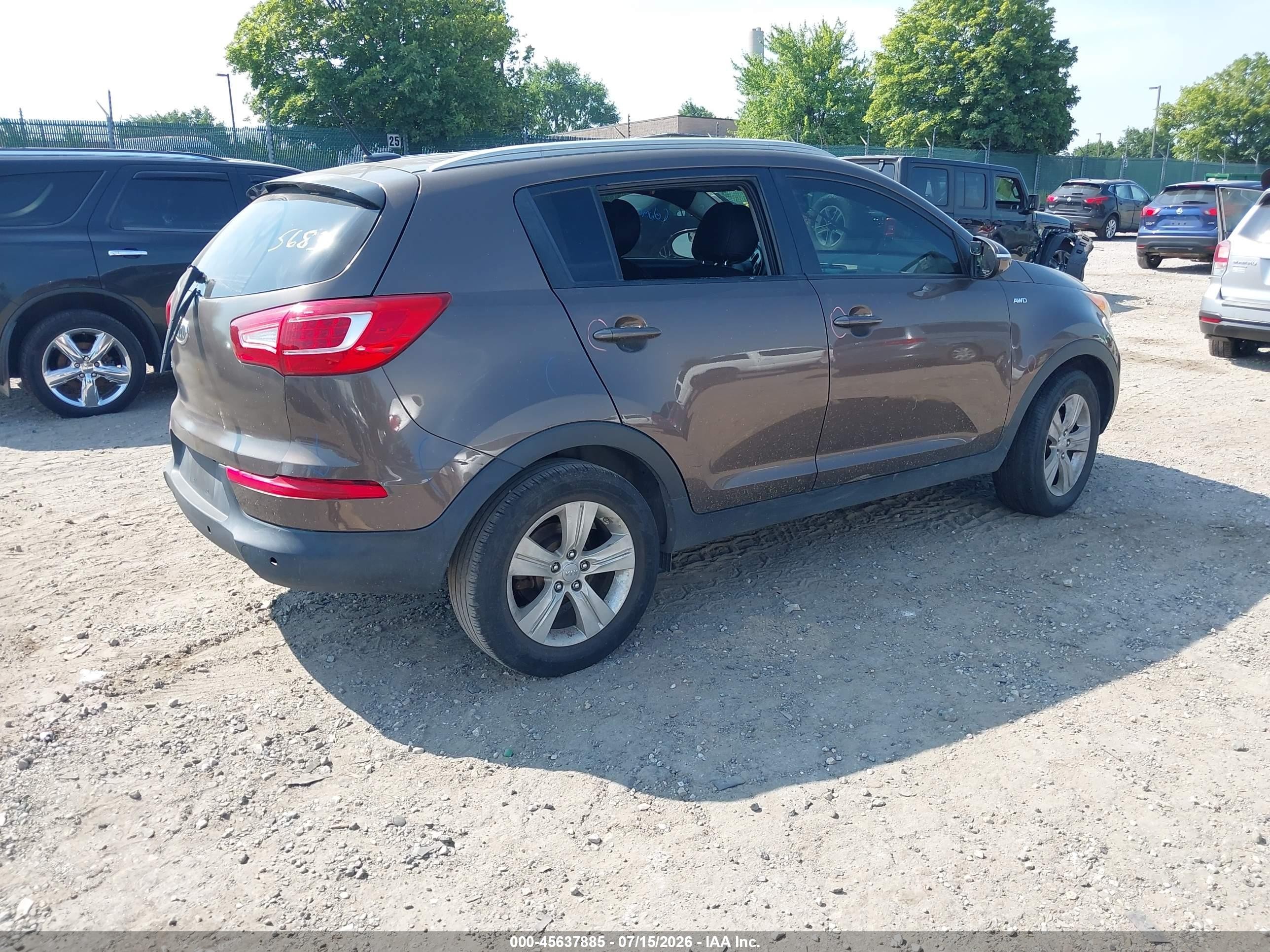 2011 Kia Sportage Lx Tan vin: KNDPBCA20B7163834