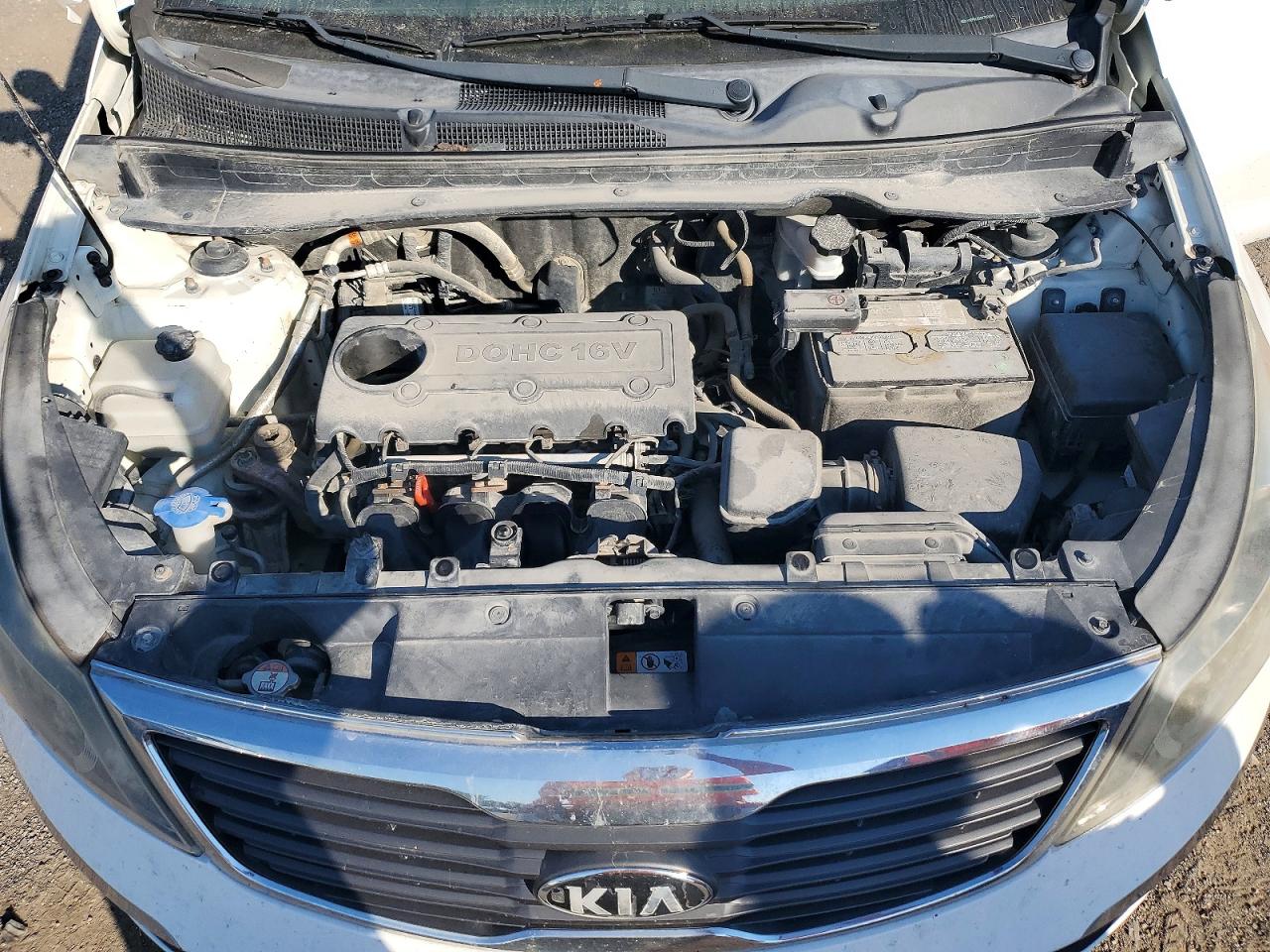 2013 Kia Sportage Lx White vin: KNDPBCA20D7535093