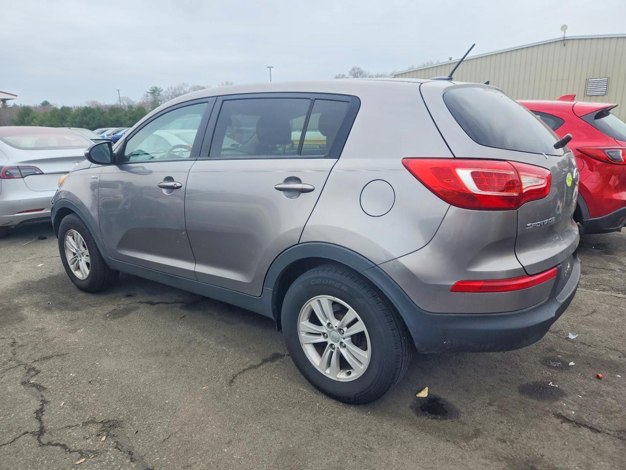 2011 Kia Sportage Charcoal vin: KNDPBCA21B7074922
