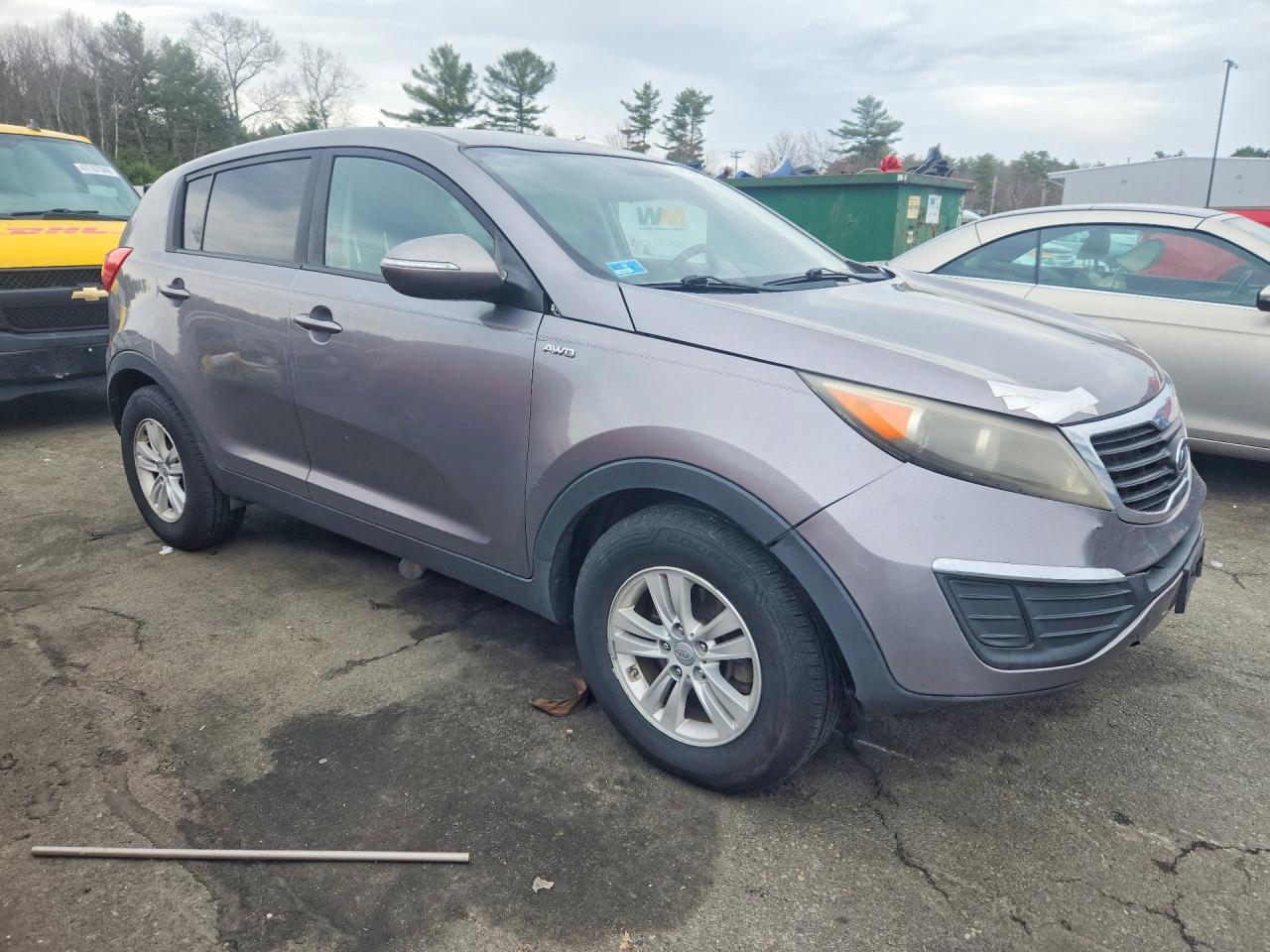 2011 Kia Sportage Charcoal vin: KNDPBCA21B7074922
