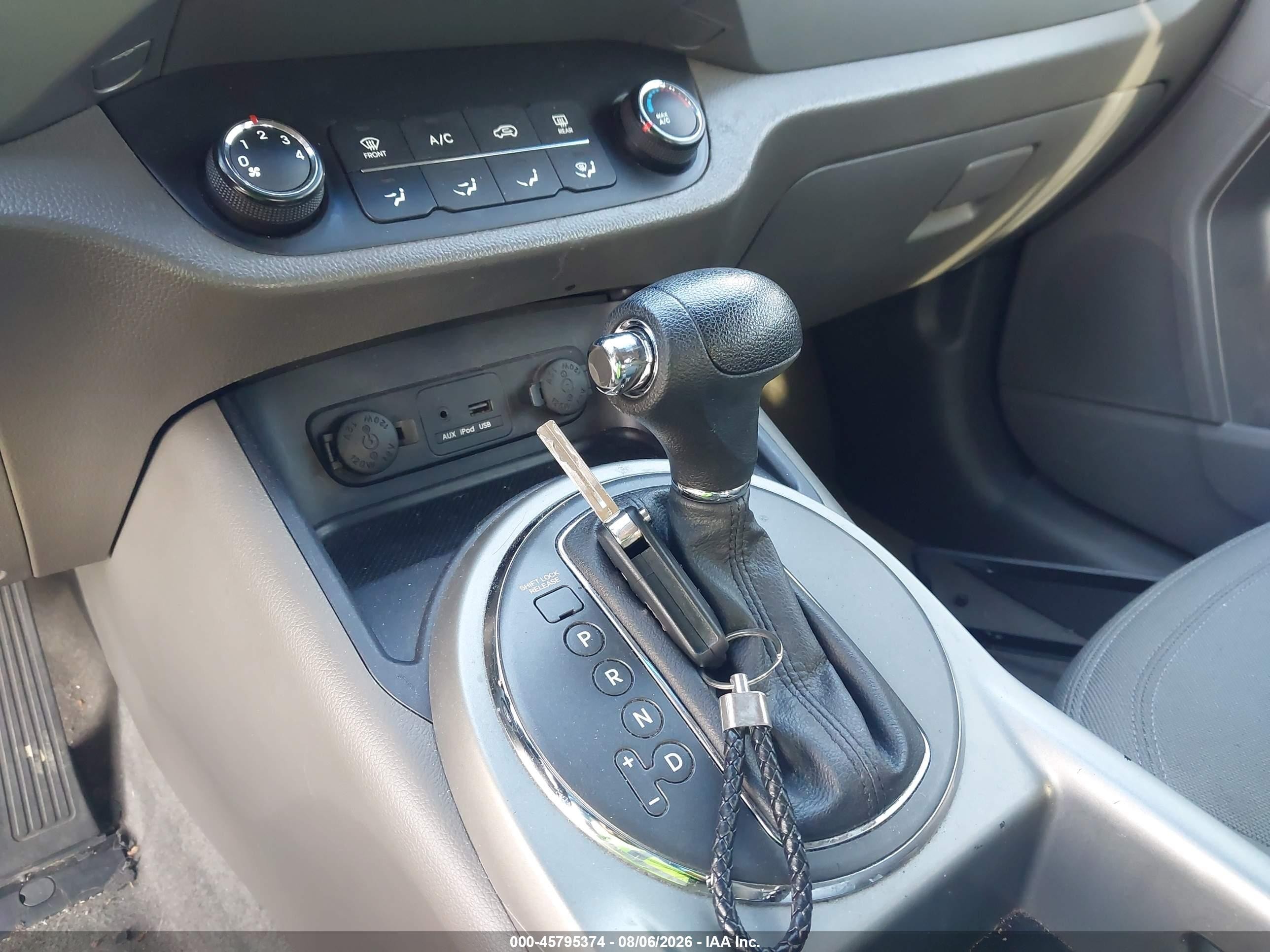 2013 Kia Sportage Lx Silver vin: KNDPBCA21D7368002
