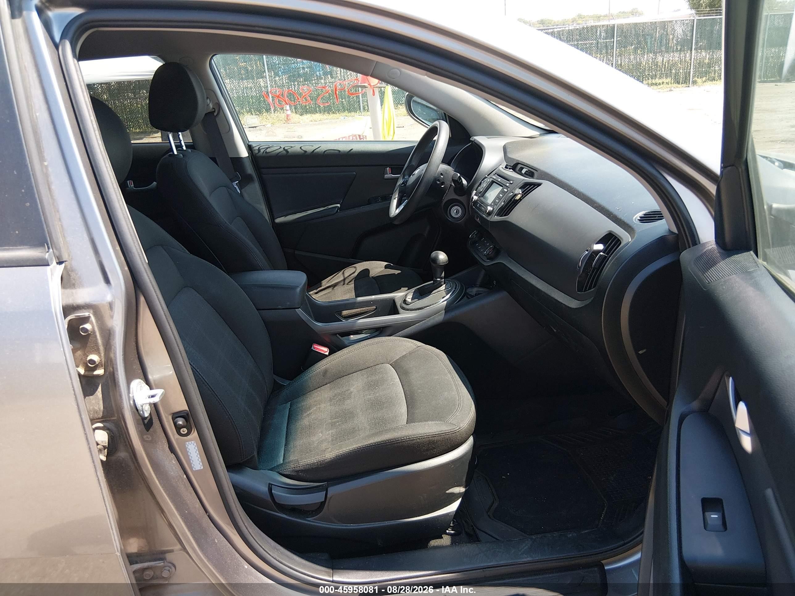 2013 Kia Sportage Lx Gray vin: KNDPBCA21D7399640