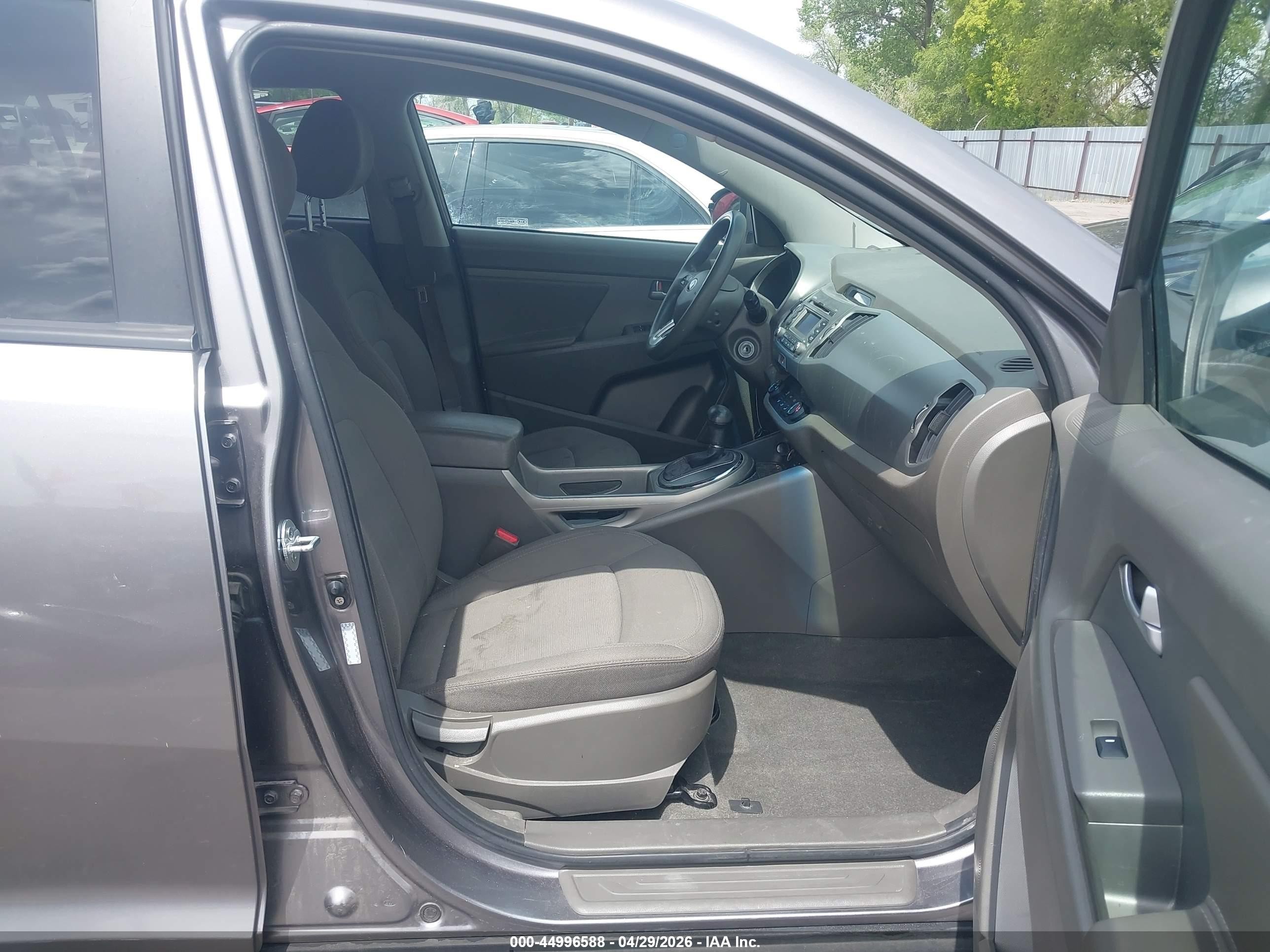 2013 Kia Sportage Lx Silver vin: KNDPBCA21D7421149
