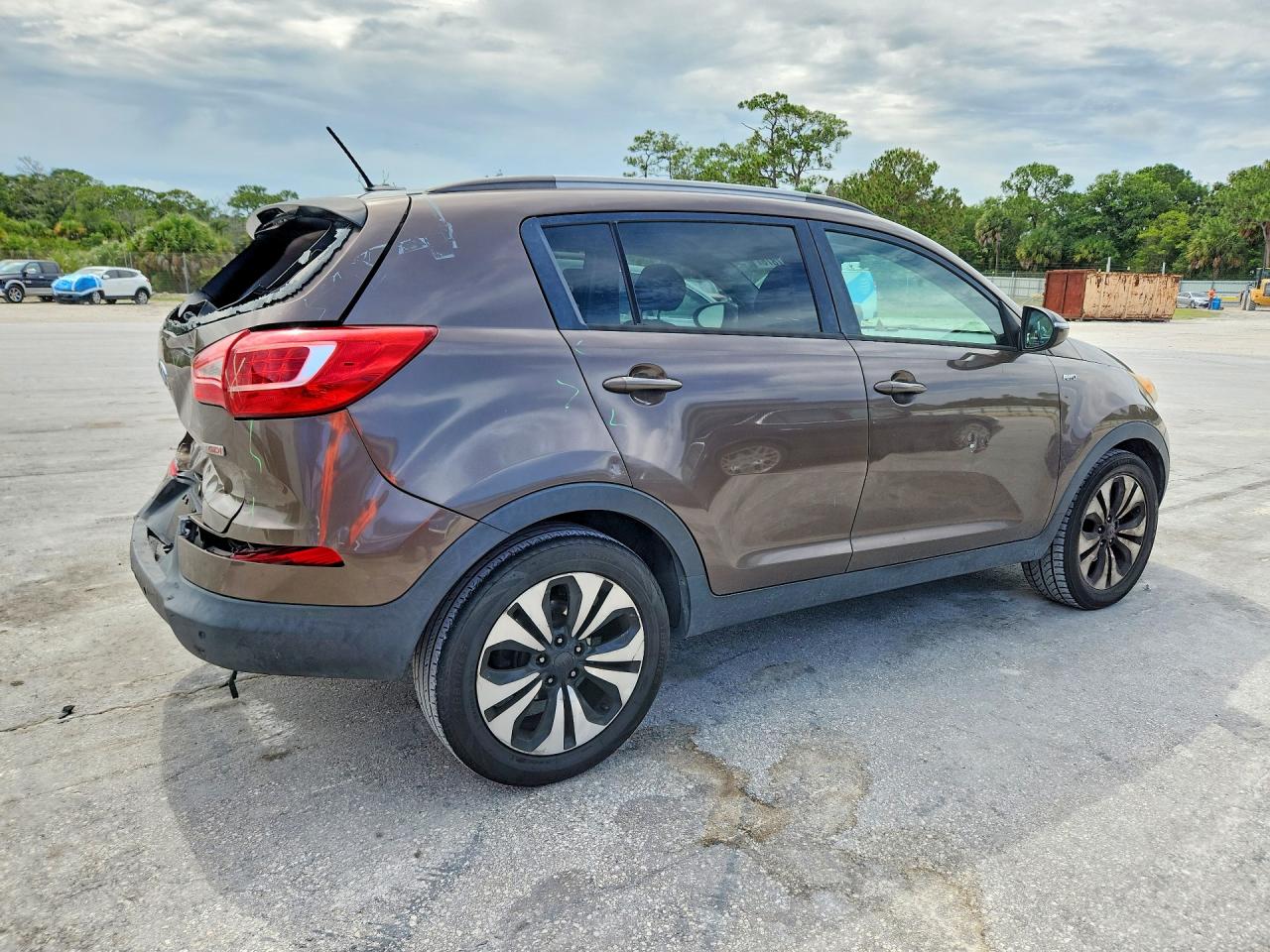 2012 Kia Sportage Lx Коричневый vin: KNDPBCA22C7282258