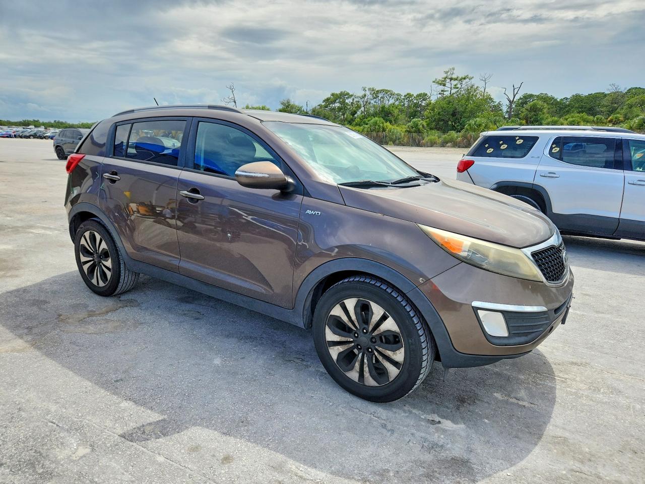 2012 Kia Sportage Lx Коричневый vin: KNDPBCA22C7282258
