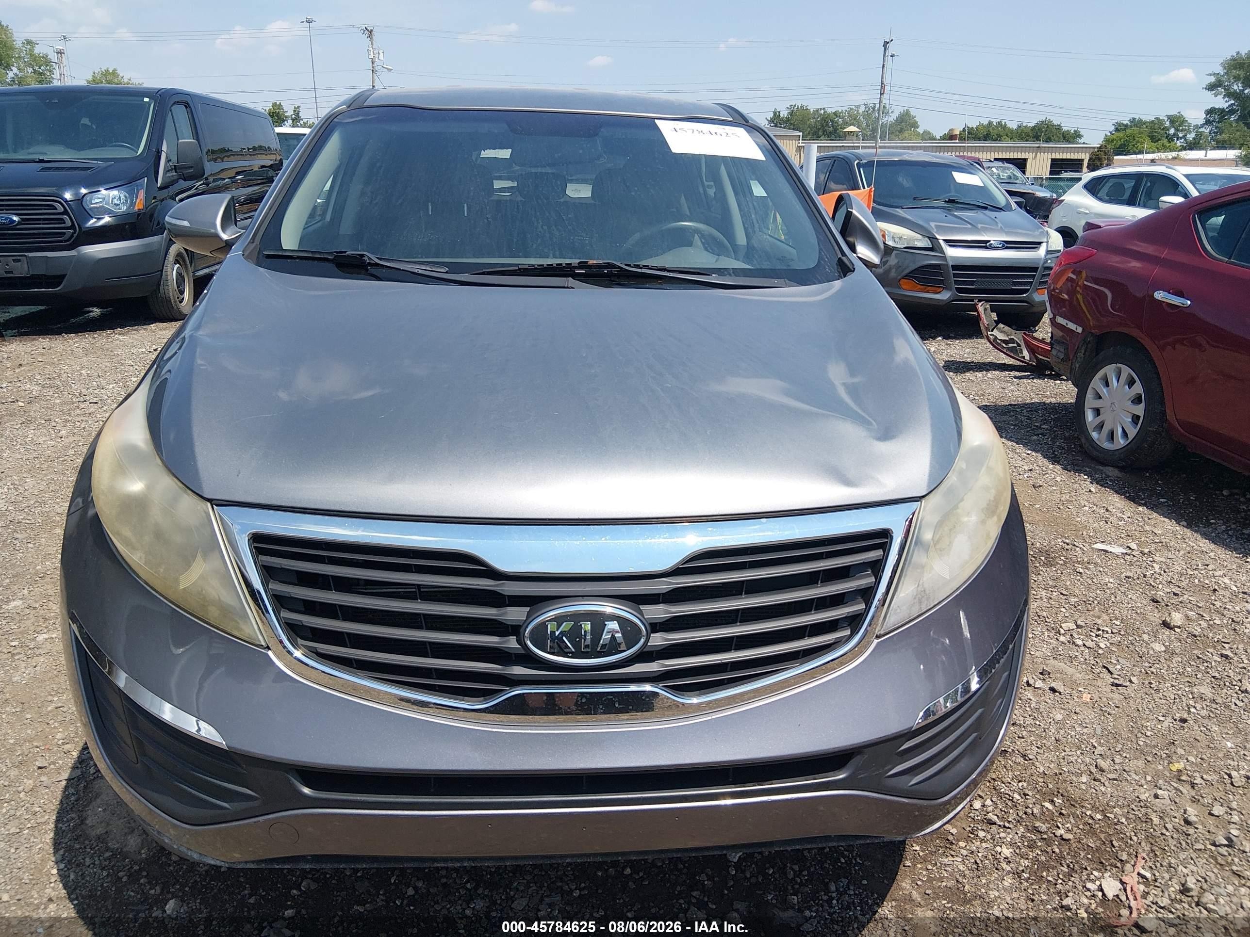 2012 Kia Sportage Lx Серебряный vin: KNDPBCA22C7287718