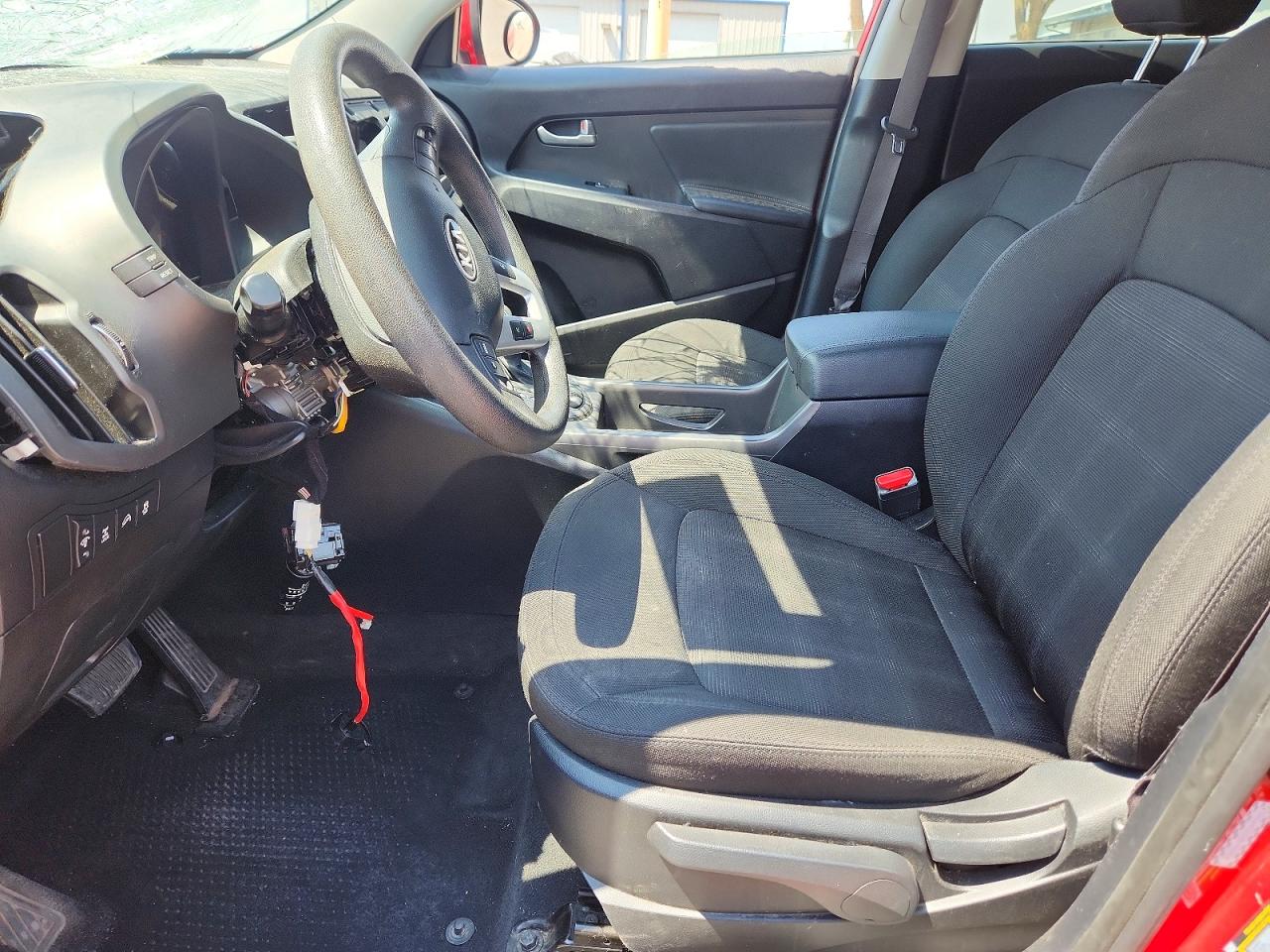 2011 Kia Sportage Lx Red vin: KNDPBCA23B7090409