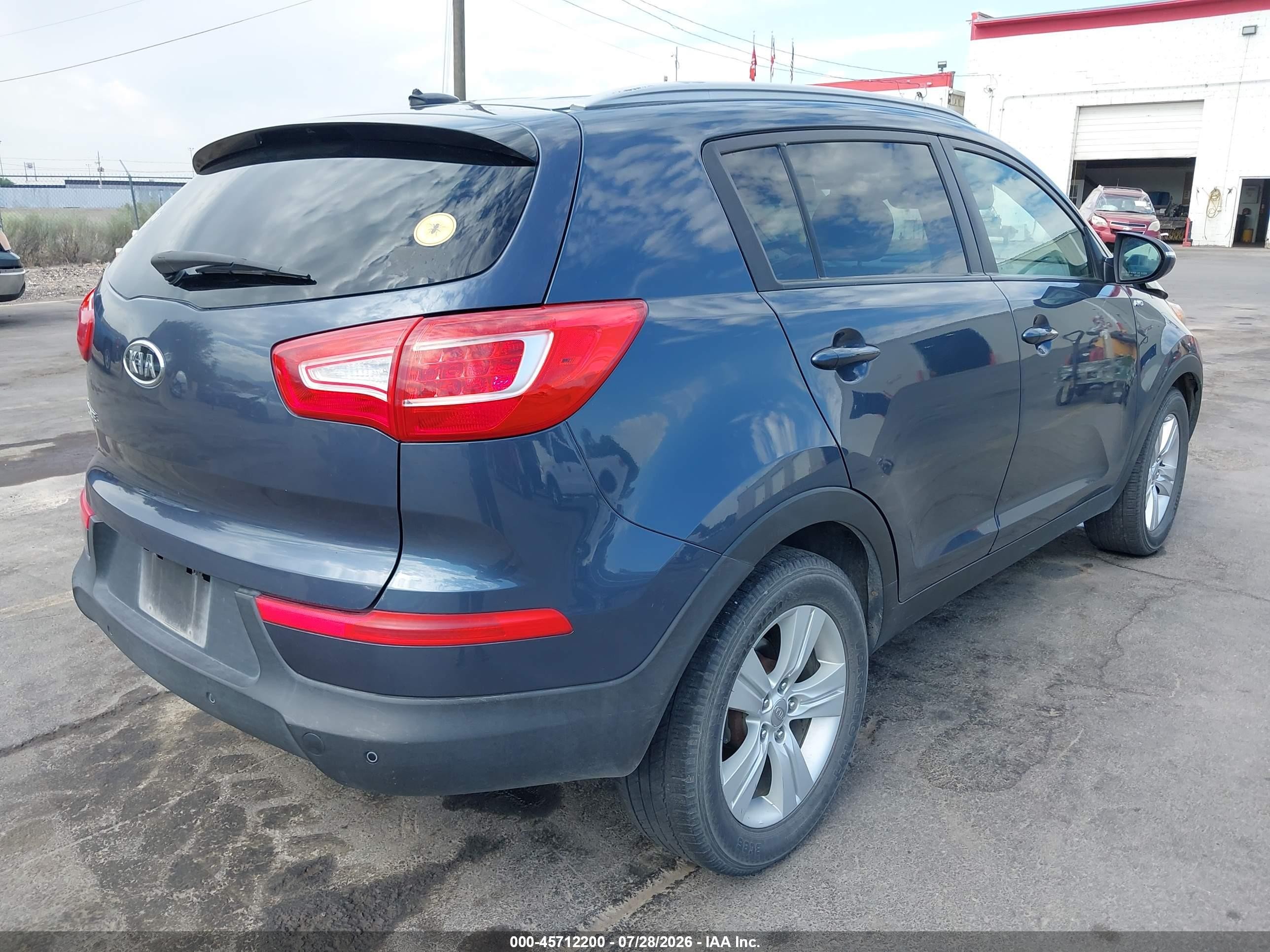 2011 Kia Sportage Lx Navy vin: KNDPBCA23B7102249