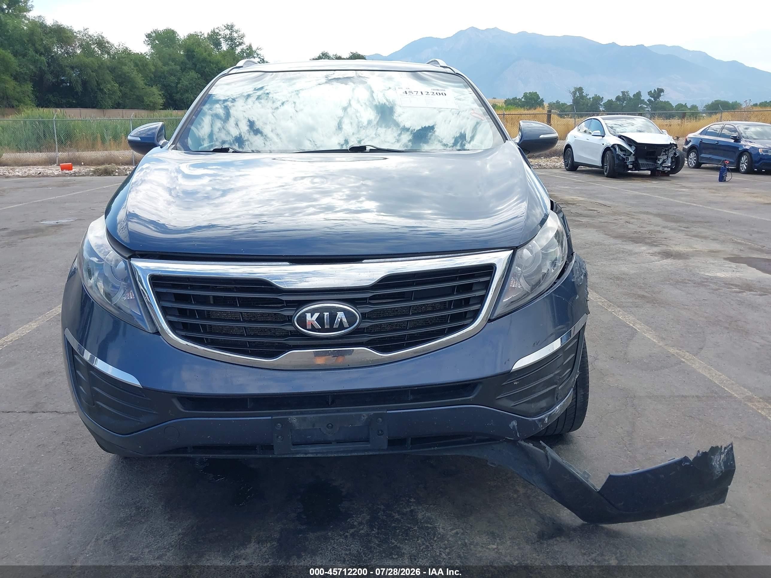2011 Kia Sportage Lx Navy vin: KNDPBCA23B7102249