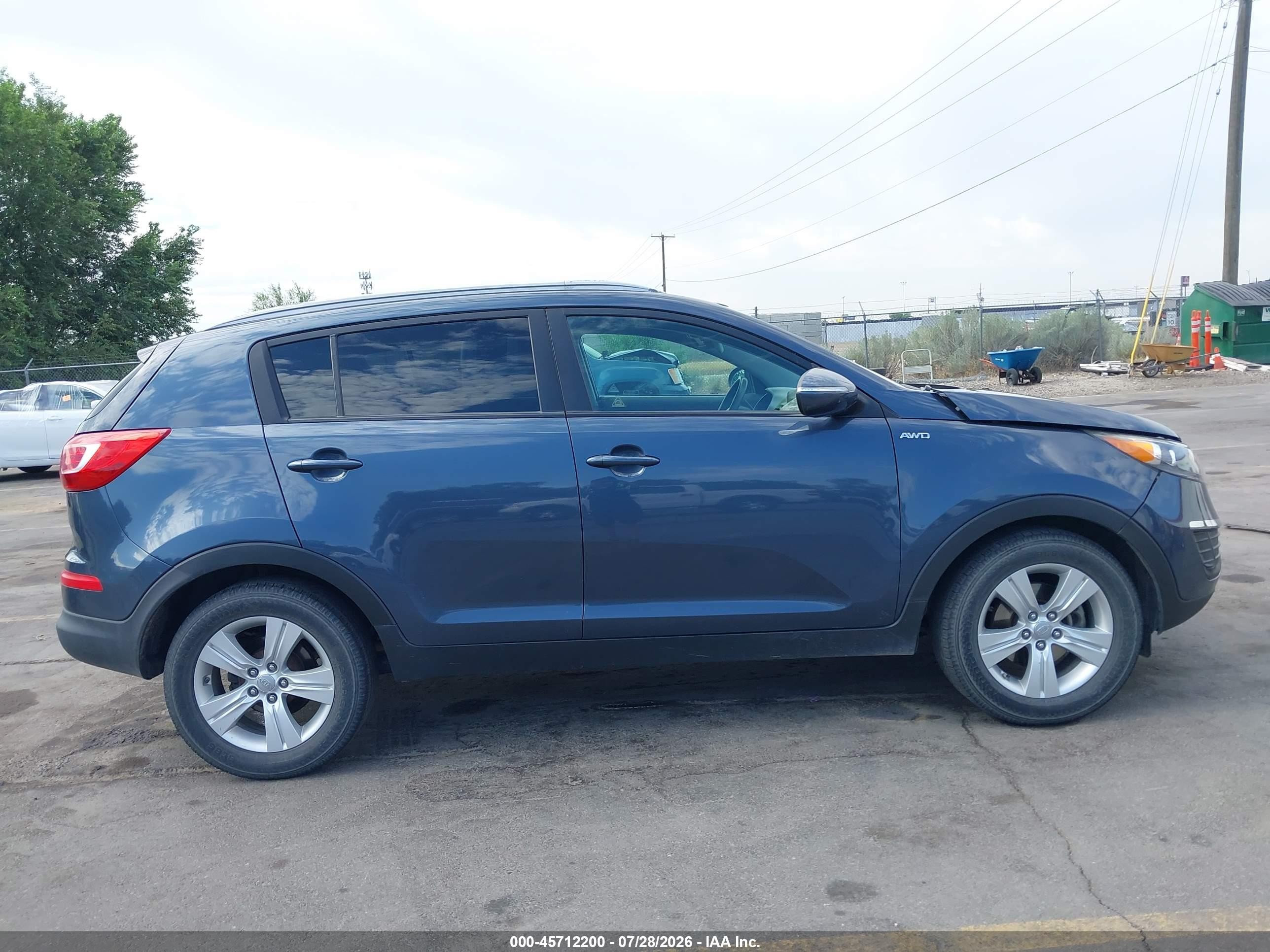2011 Kia Sportage Lx Navy vin: KNDPBCA23B7102249