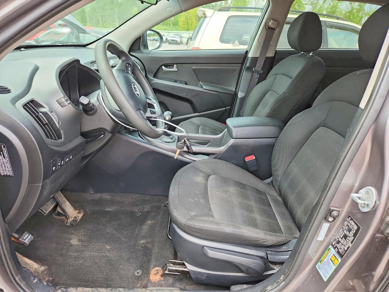 2011 Kia Sportage Lx Gray vin: KNDPBCA23B7172124