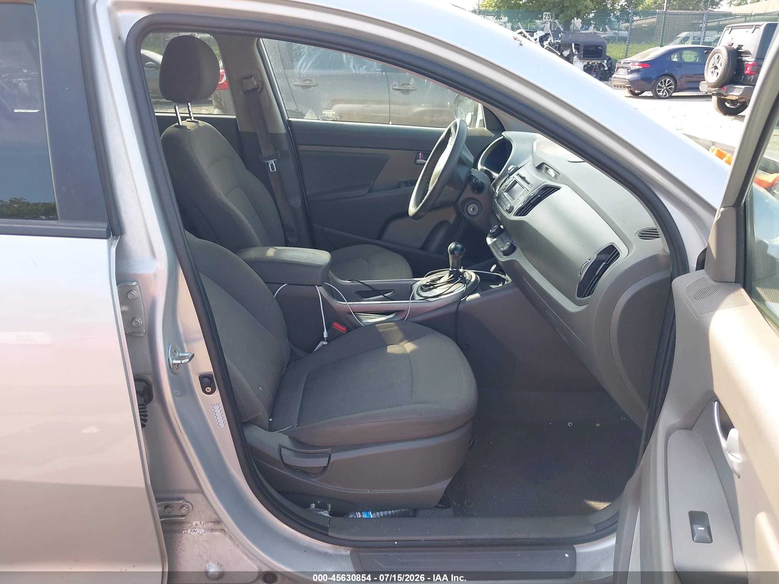 2012 Kia Sportage Lx Gray vin: KNDPBCA23C7210338
