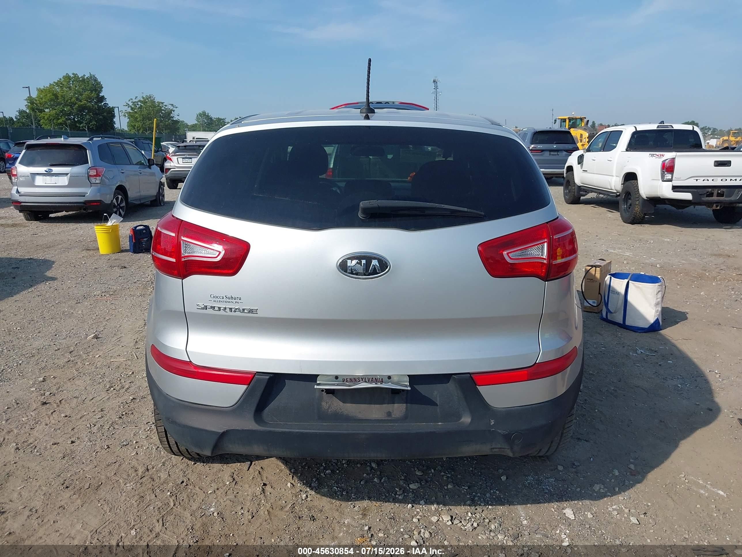 2012 Kia Sportage Lx Gray vin: KNDPBCA23C7210338