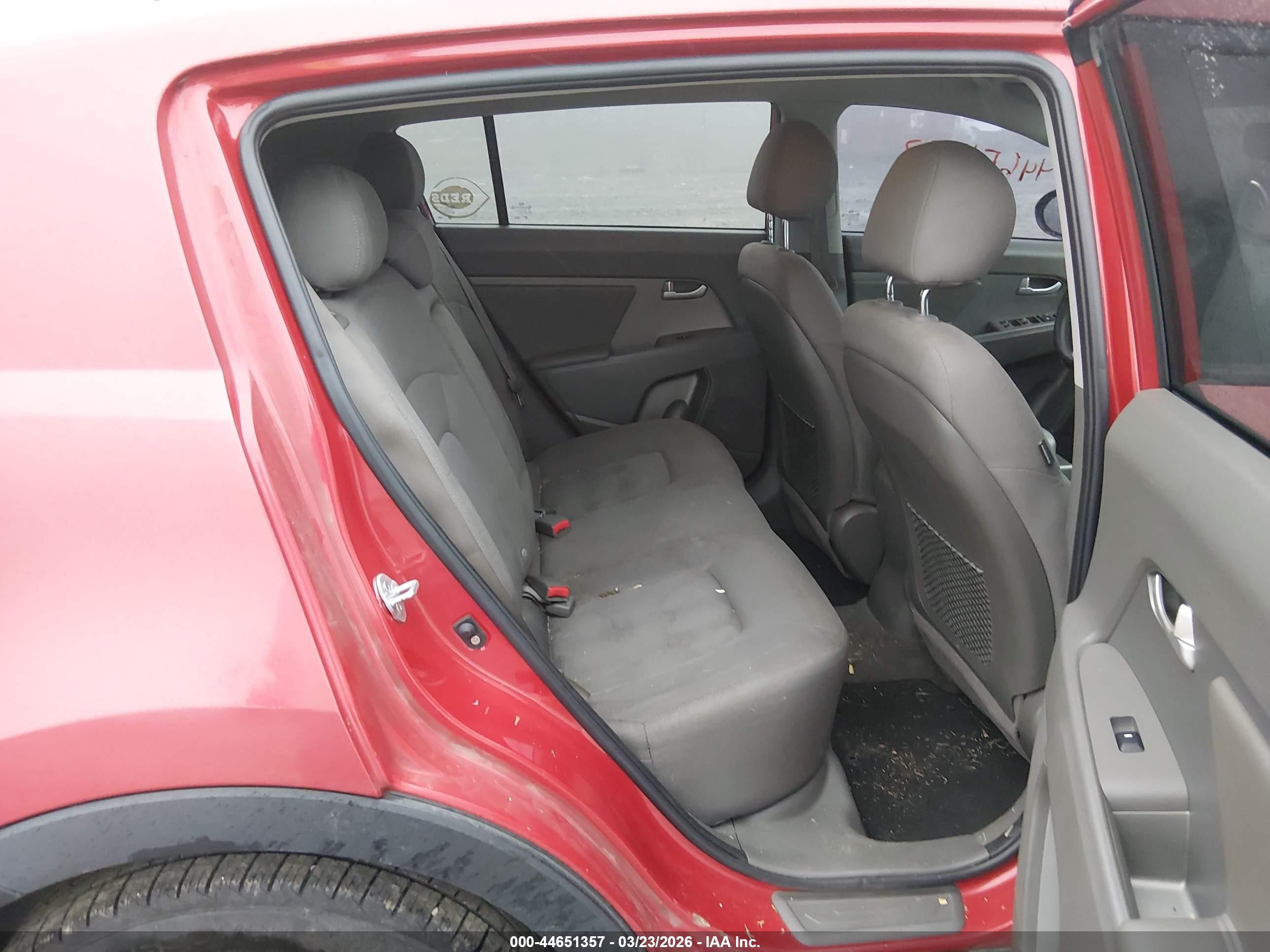 2013 Kia Sportage Lx Red vin: KNDPBCA23D7475519