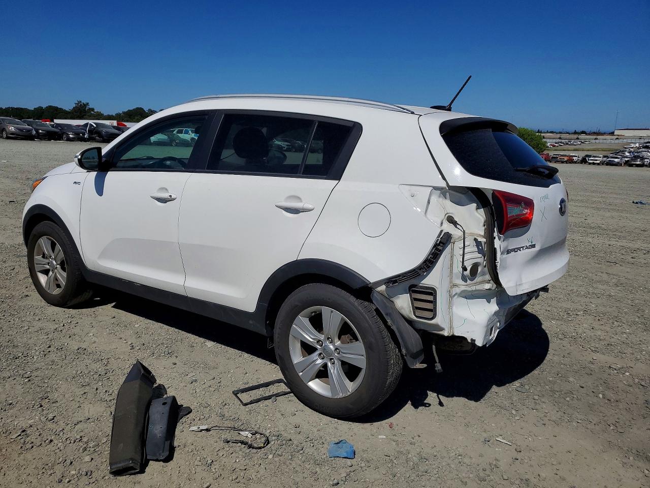 2013 Kia Sportage Lx White vin: KNDPBCA23D7499500