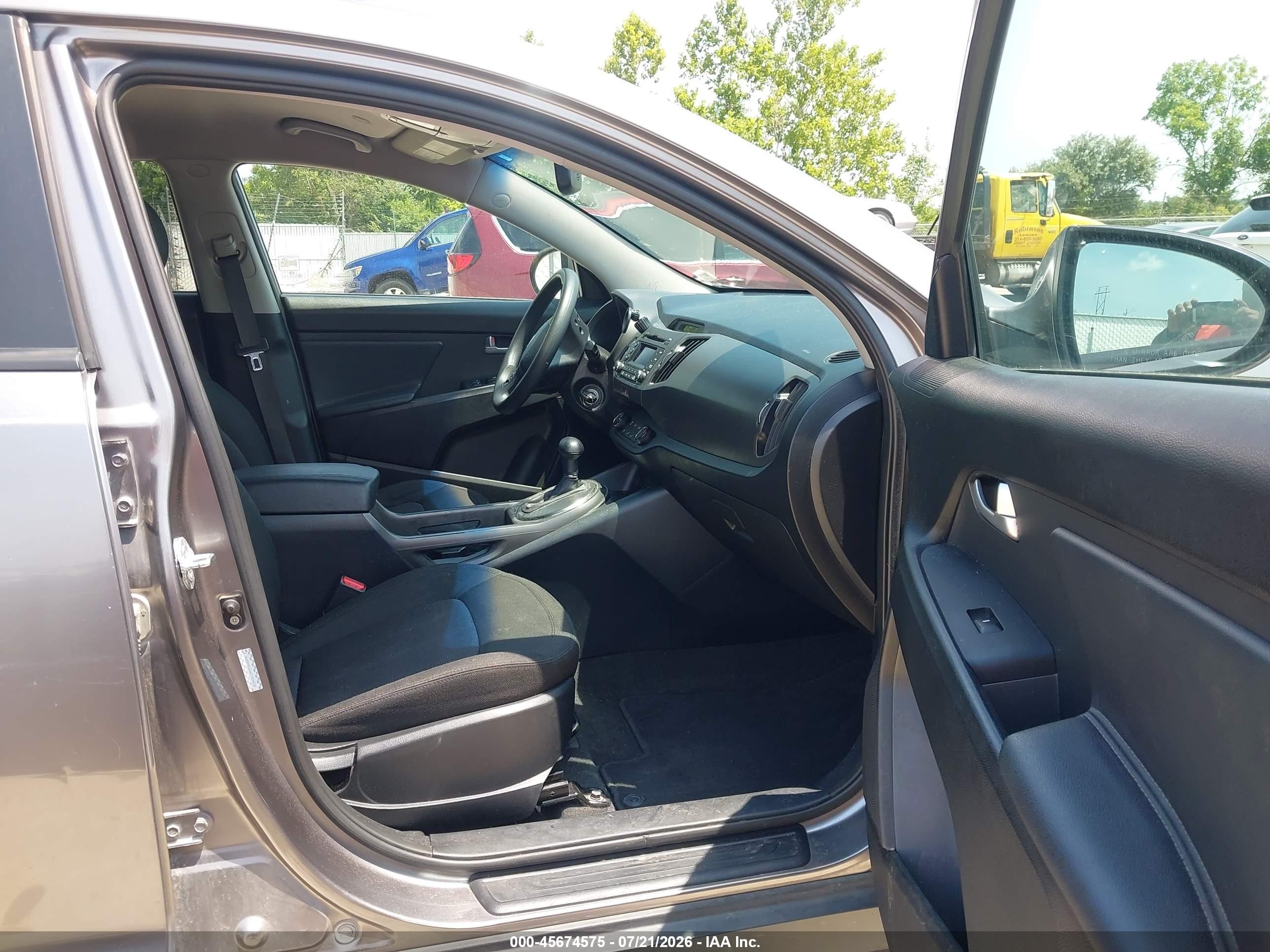 2012 Kia Sportage Lx Gray vin: KNDPBCA24C7304633