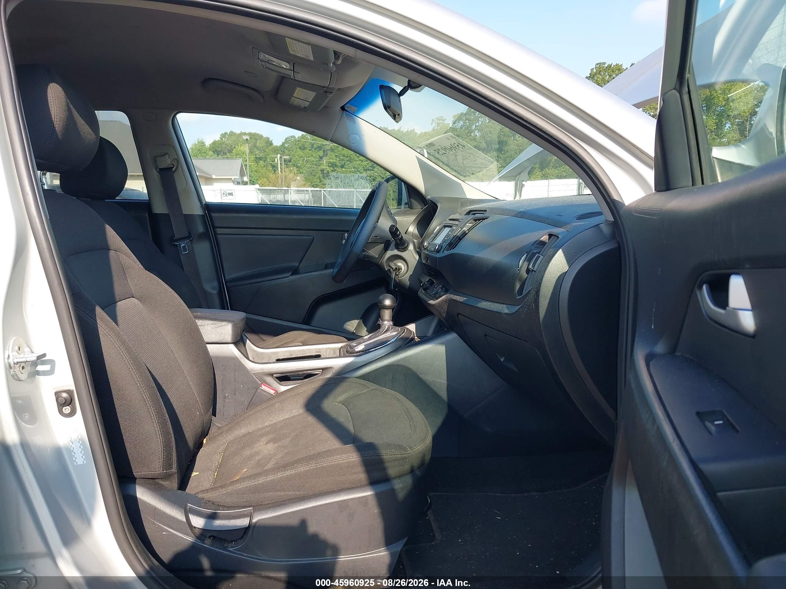 2013 Kia Sportage Lx Серебряный vin: KNDPBCA24D7356927
