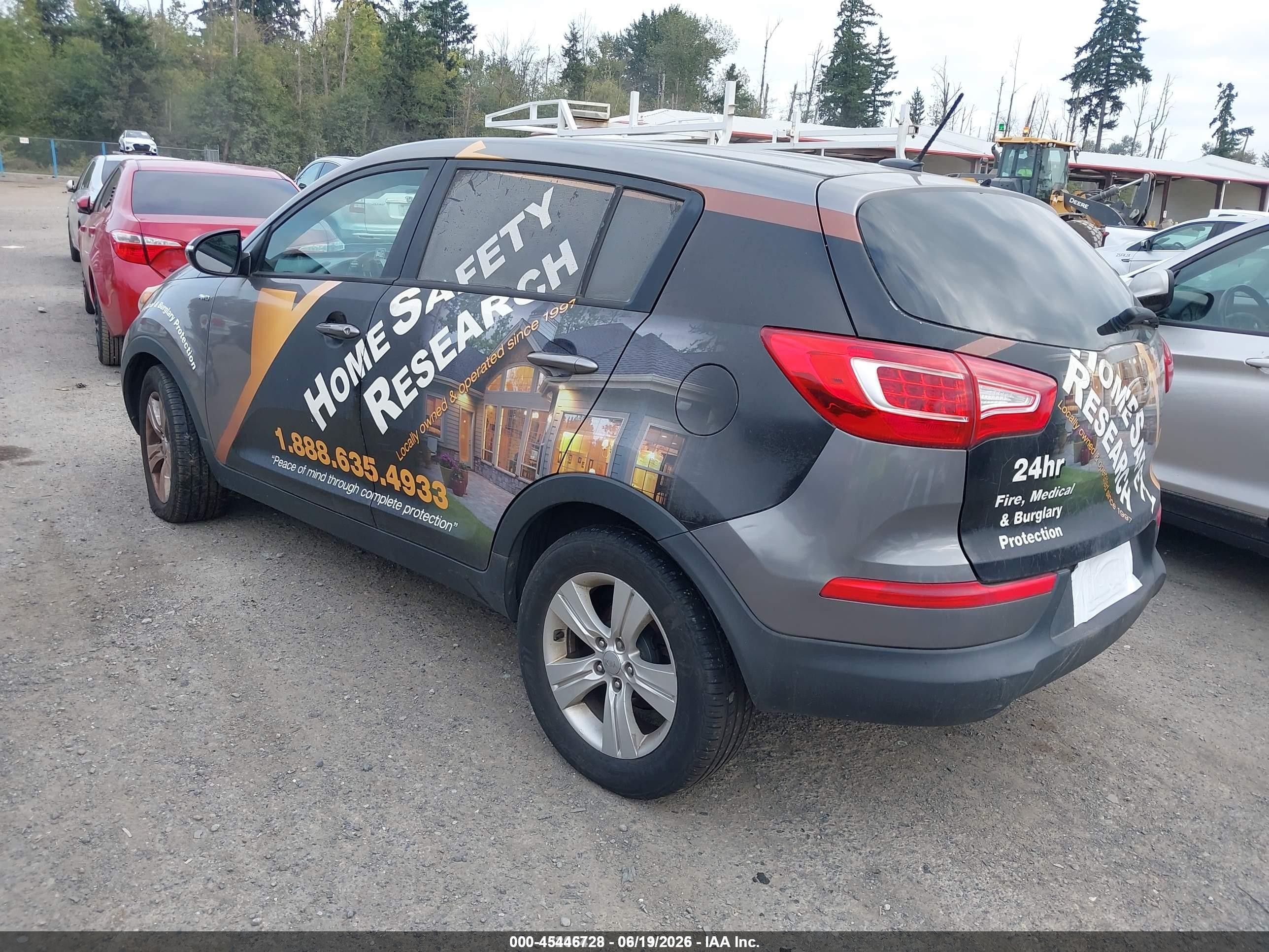 2013 Kia Sportage Lx Серебряный vin: KNDPBCA24D7400196
