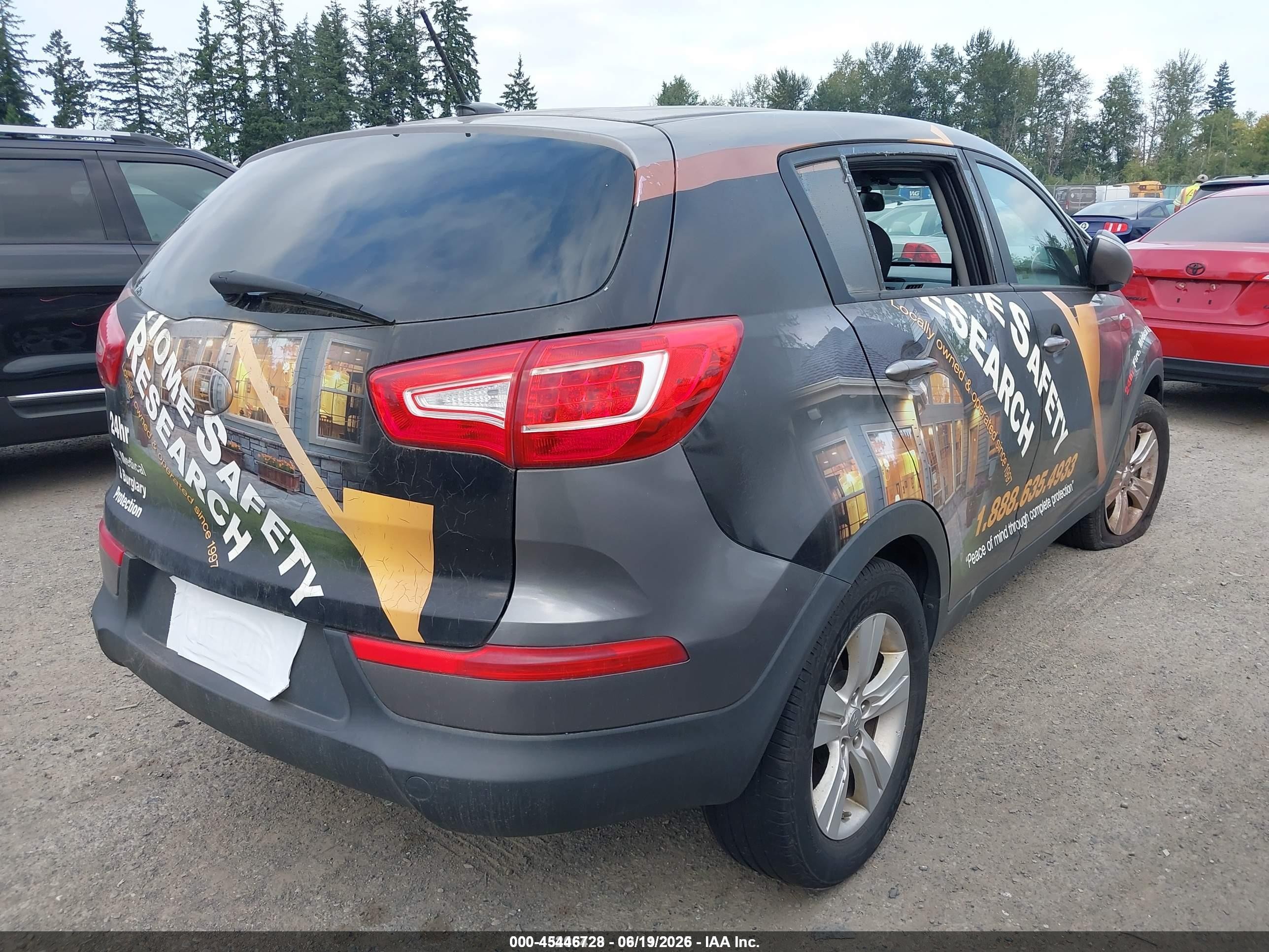 2013 Kia Sportage Lx Серебряный vin: KNDPBCA24D7400196