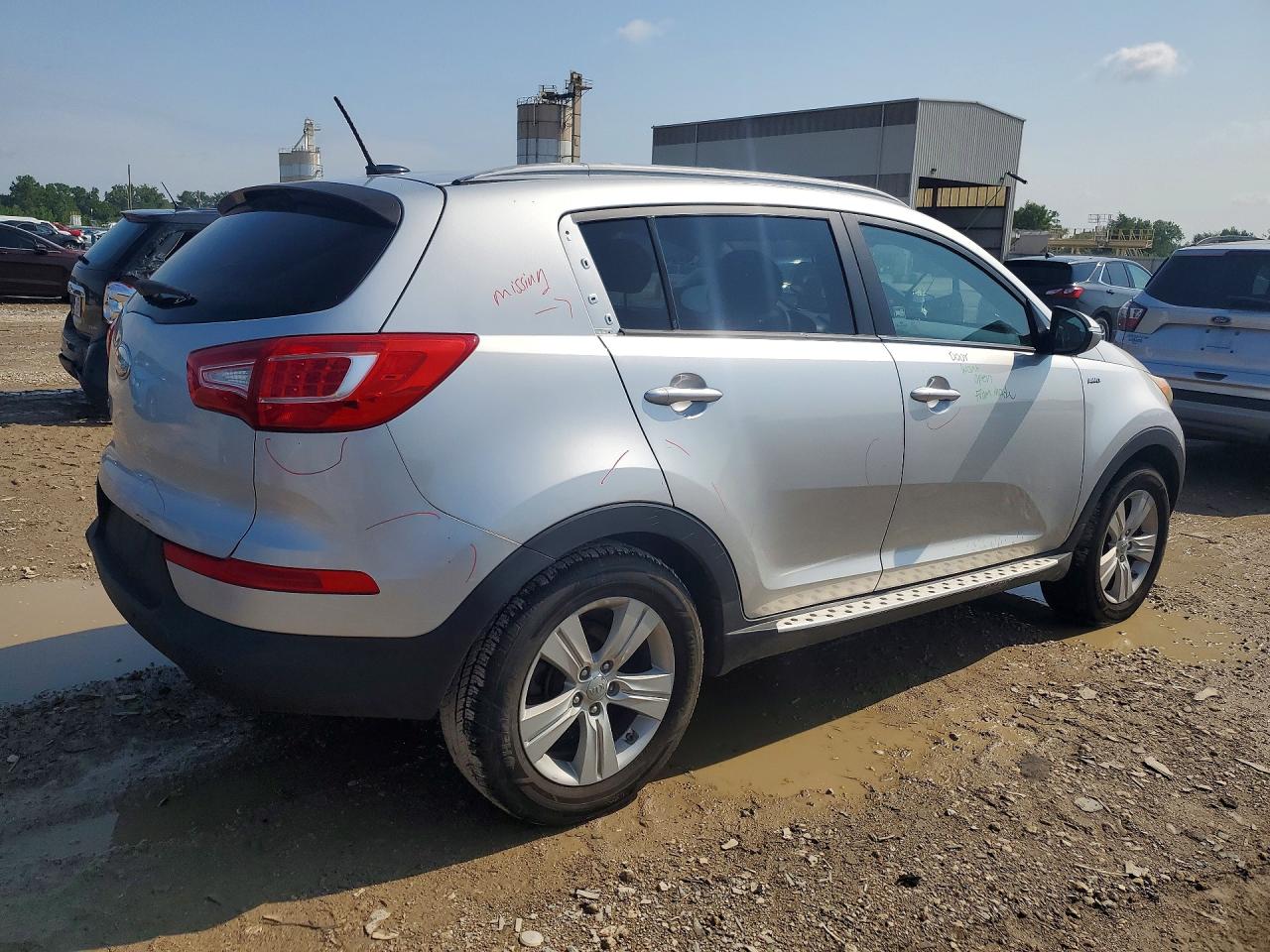 2013 Kia Sportage Lx Серебряный vin: KNDPBCA24D7428015