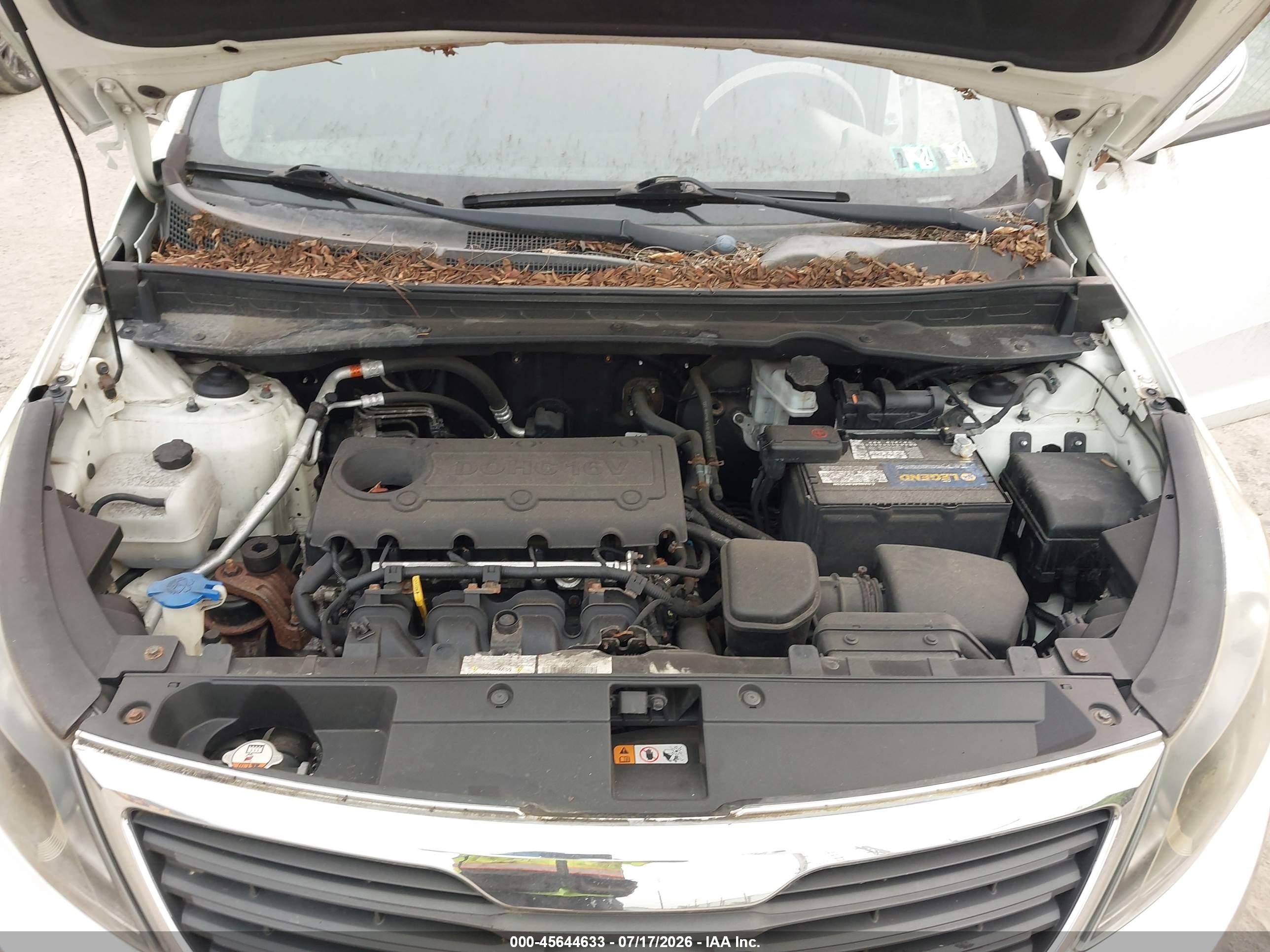 2013 Kia Sportage Lx White vin: KNDPBCA24D7432243