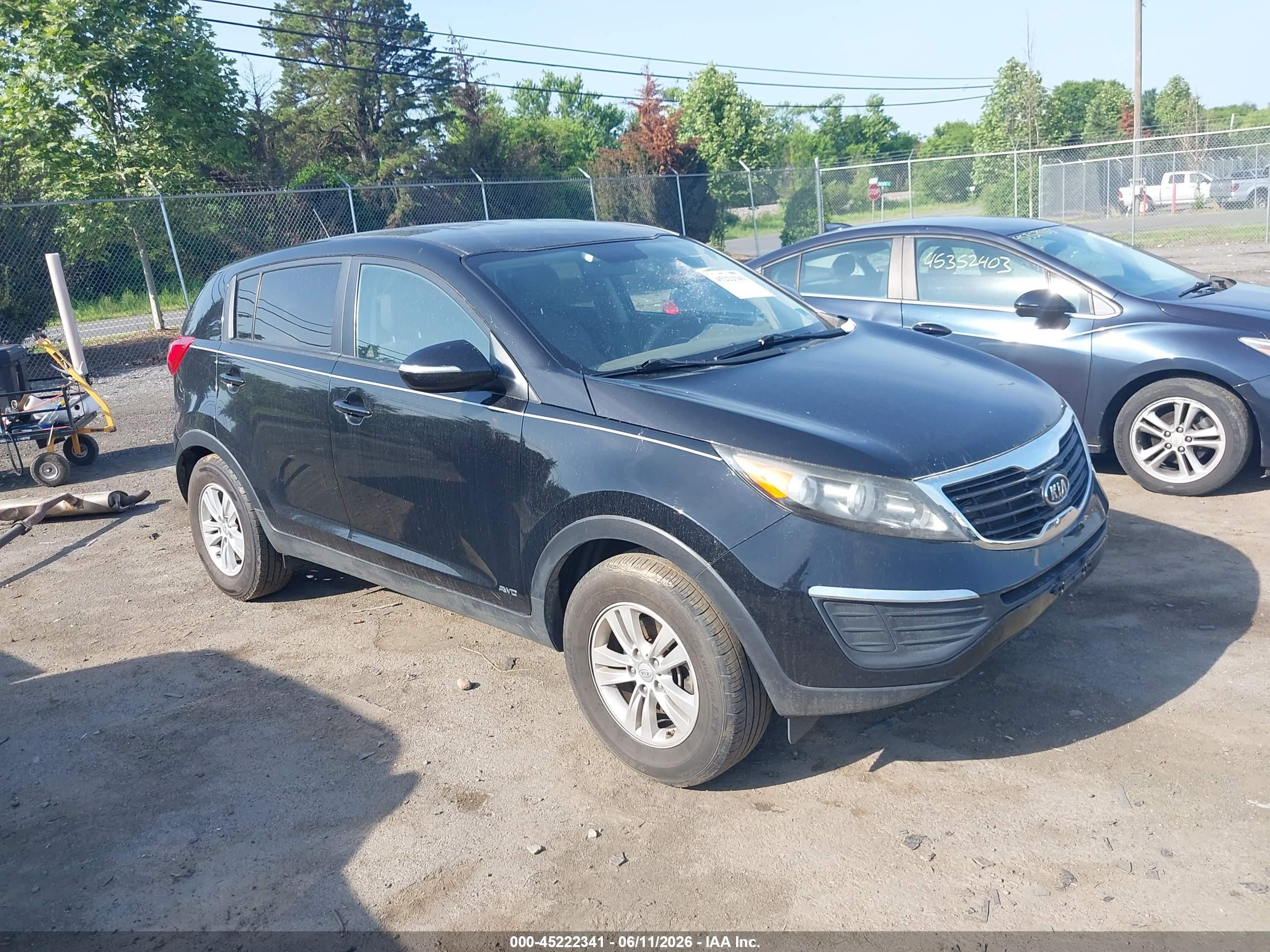 2011 Kia Sportage Lx Black vin: KNDPBCA25B7068136