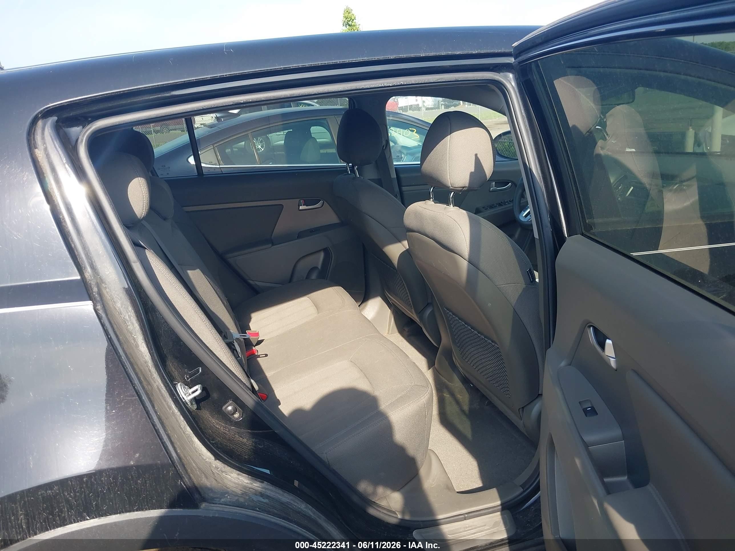 2011 Kia Sportage Lx Black vin: KNDPBCA25B7068136