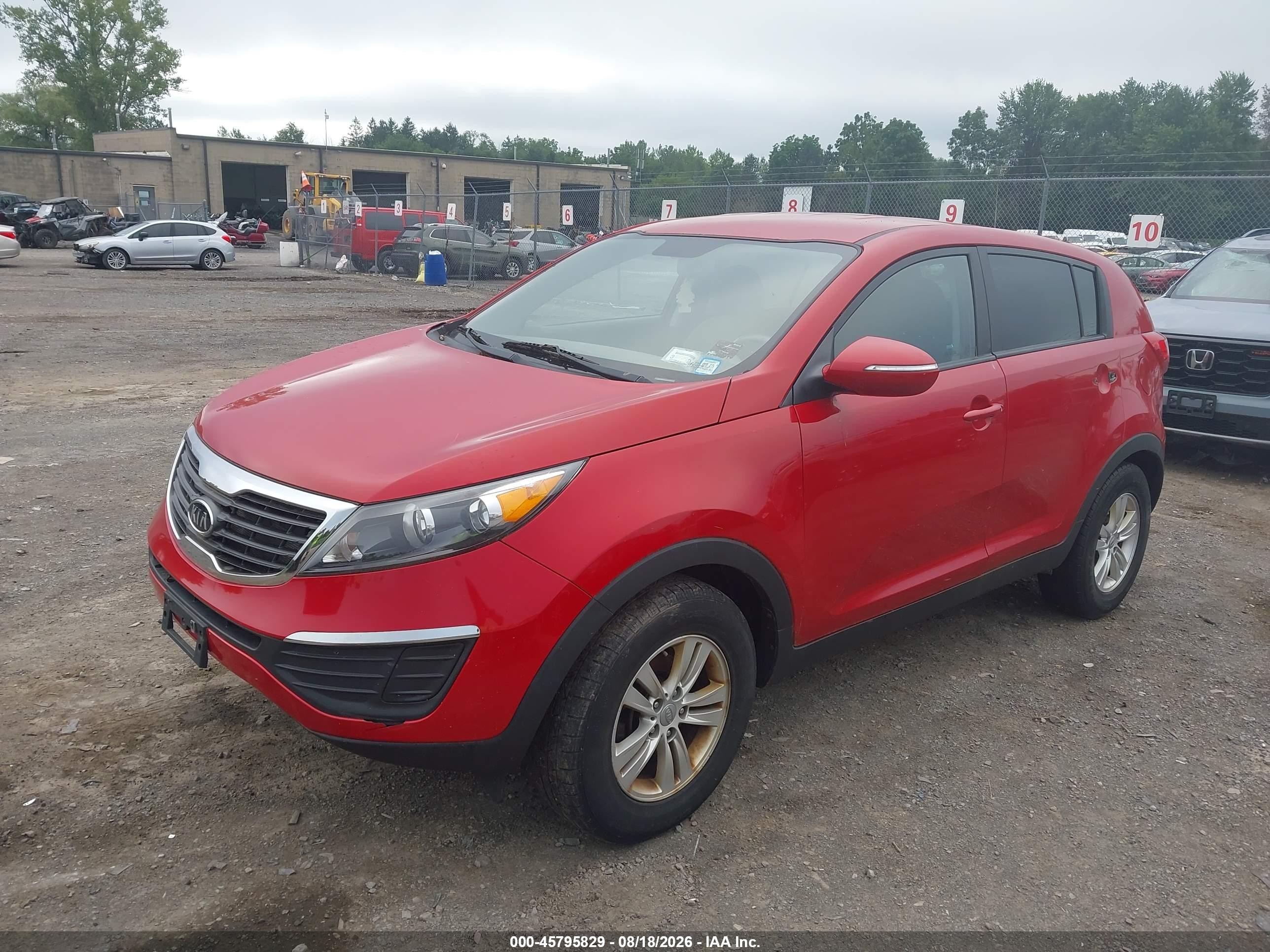 2011 Kia Sportage Lx Red vin: KNDPBCA25B7090105
