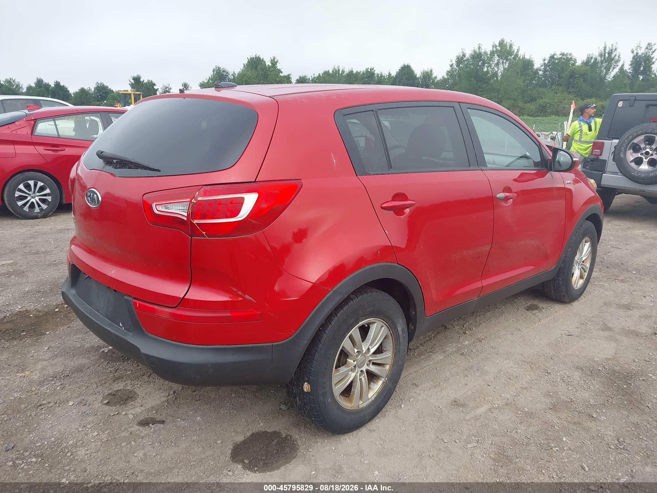 2011 Kia Sportage Lx Red vin: KNDPBCA25B7090105