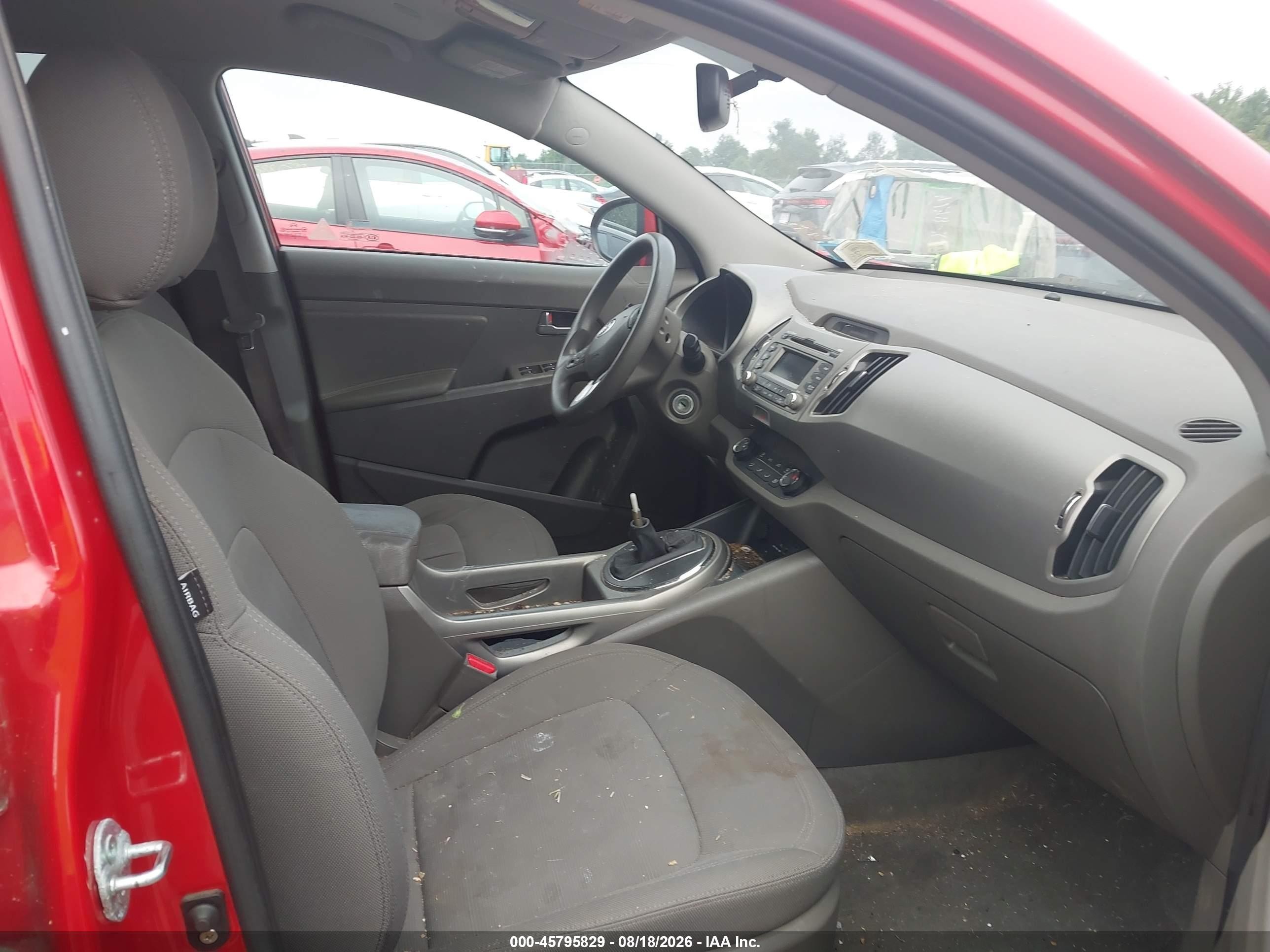 2011 Kia Sportage Lx Red vin: KNDPBCA25B7090105