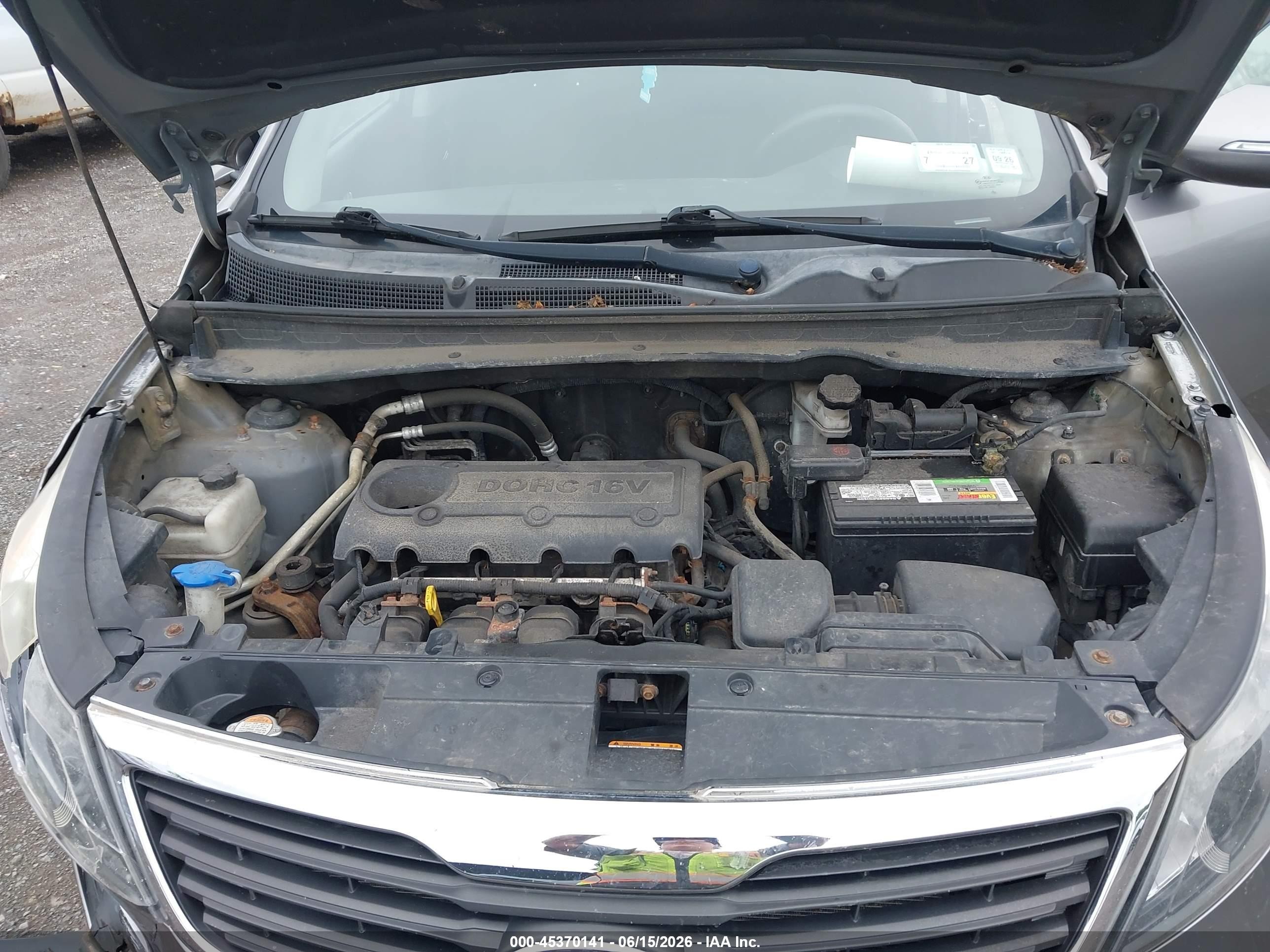 2011 Kia Sportage Lx Gray vin: KNDPBCA26B7166625